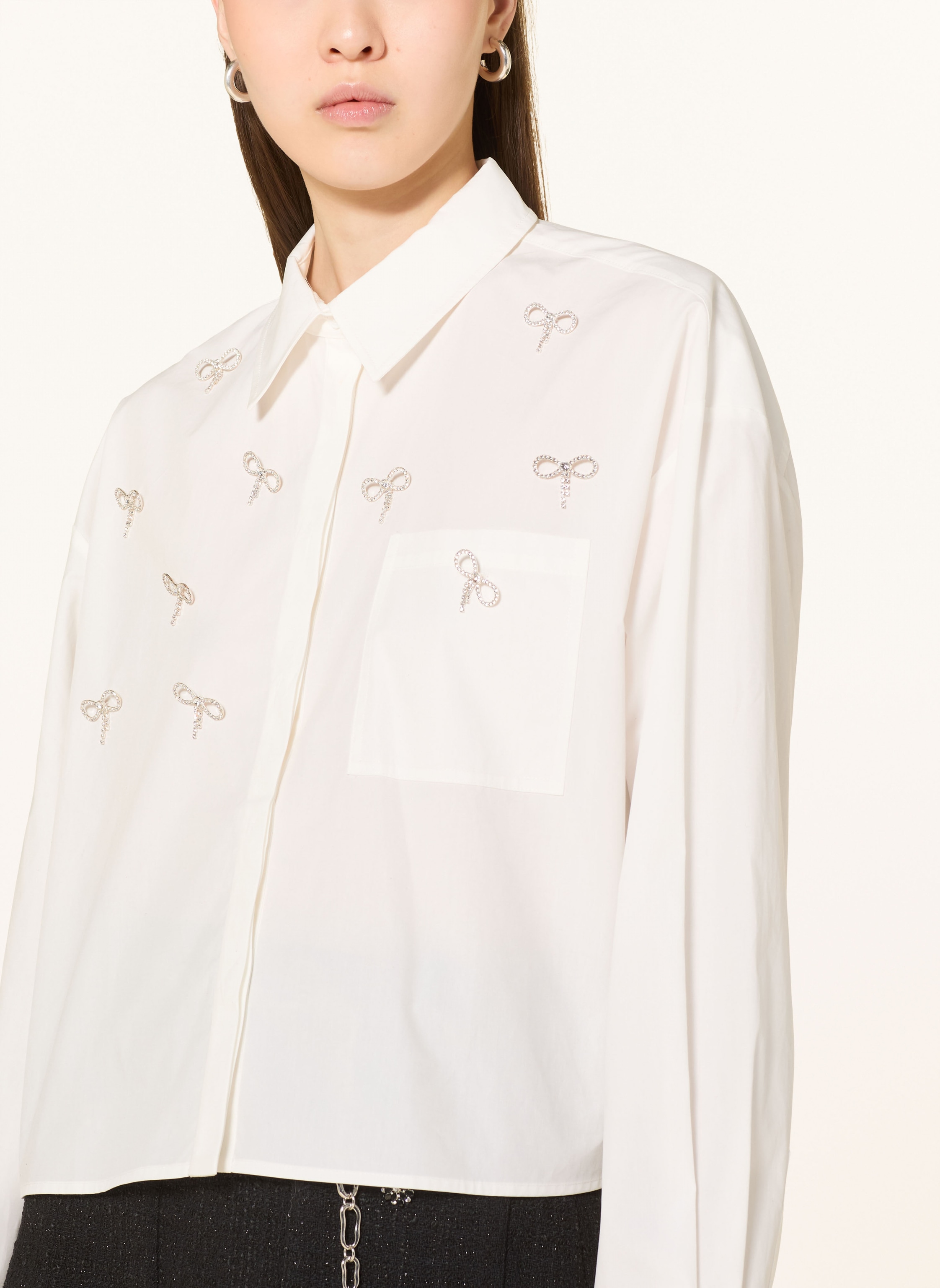 Thumbnail - Maje Hemdbluse Mit Schmucksteinen weiss