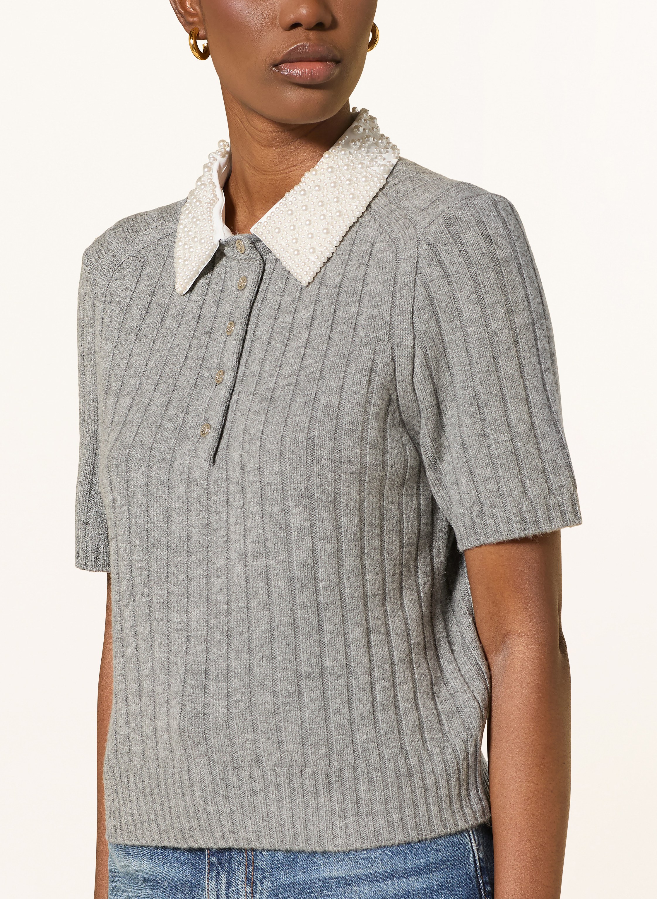 Thumbnail - Maje Strickshirt Mit Schmuckperlen grau