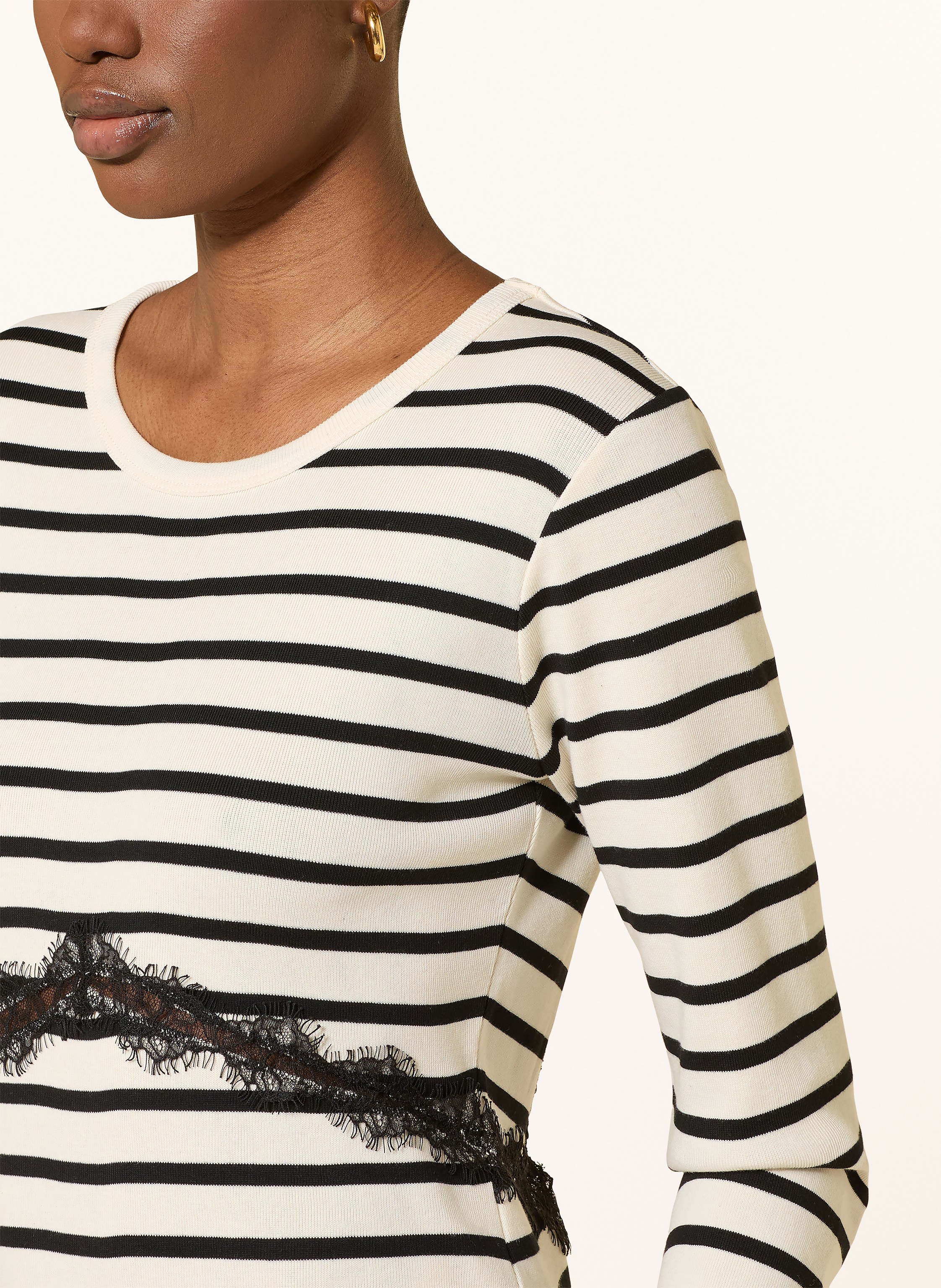 Thumbnail - Claudie Pierlot Longsleeve Mit Spitze Und Cut-Out weiss