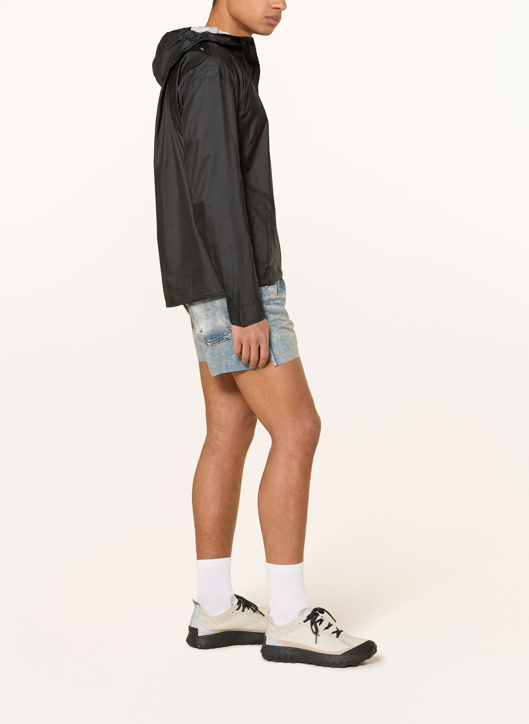 Thumbnail - Satisfy Laufjacke 3l Rain Fly Jacket schwarz