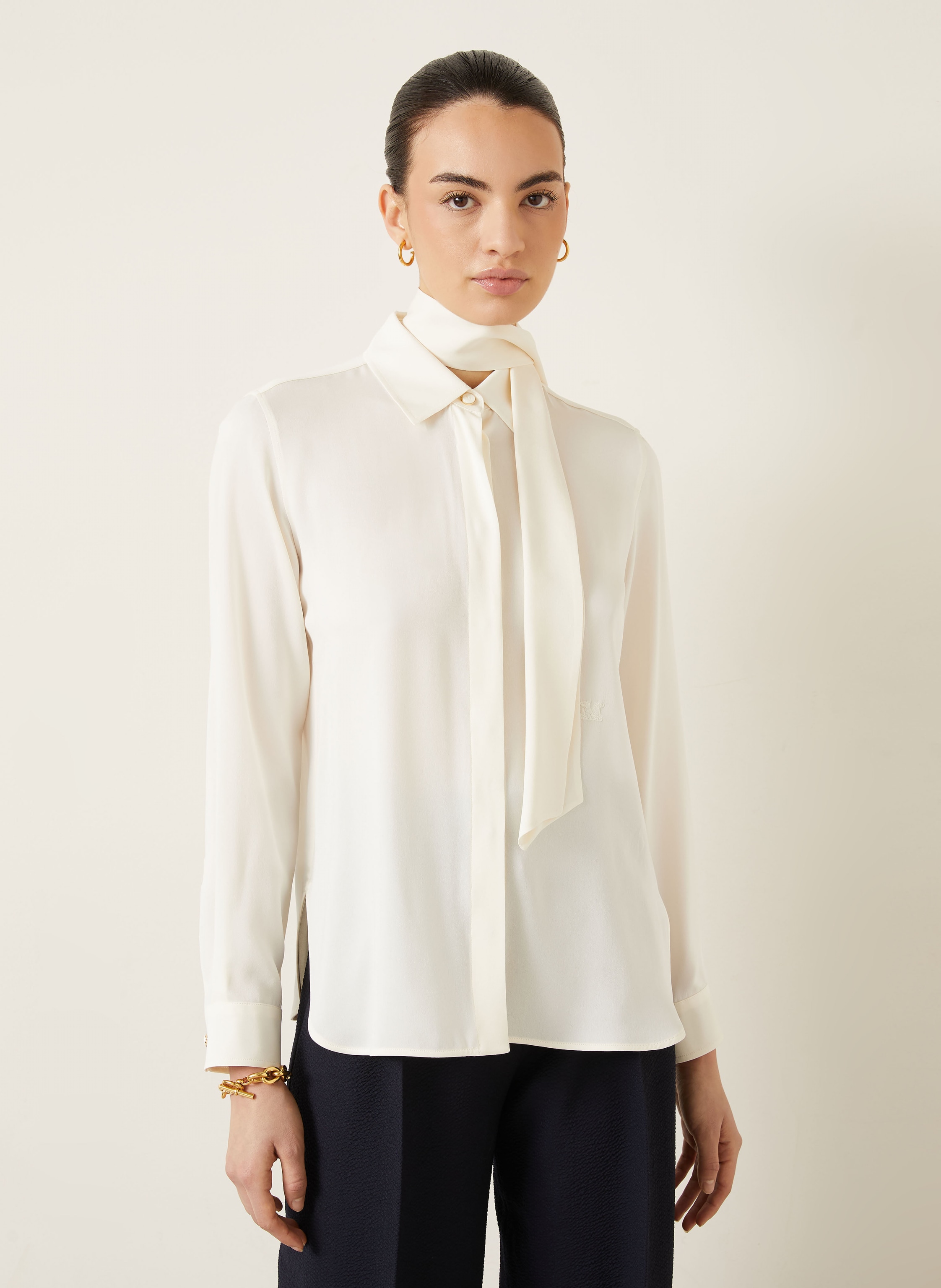 Thumbnail - Max Mara Hemdbluse Colmo Aus Seide Mit Abnehmbarer Schluppe beige