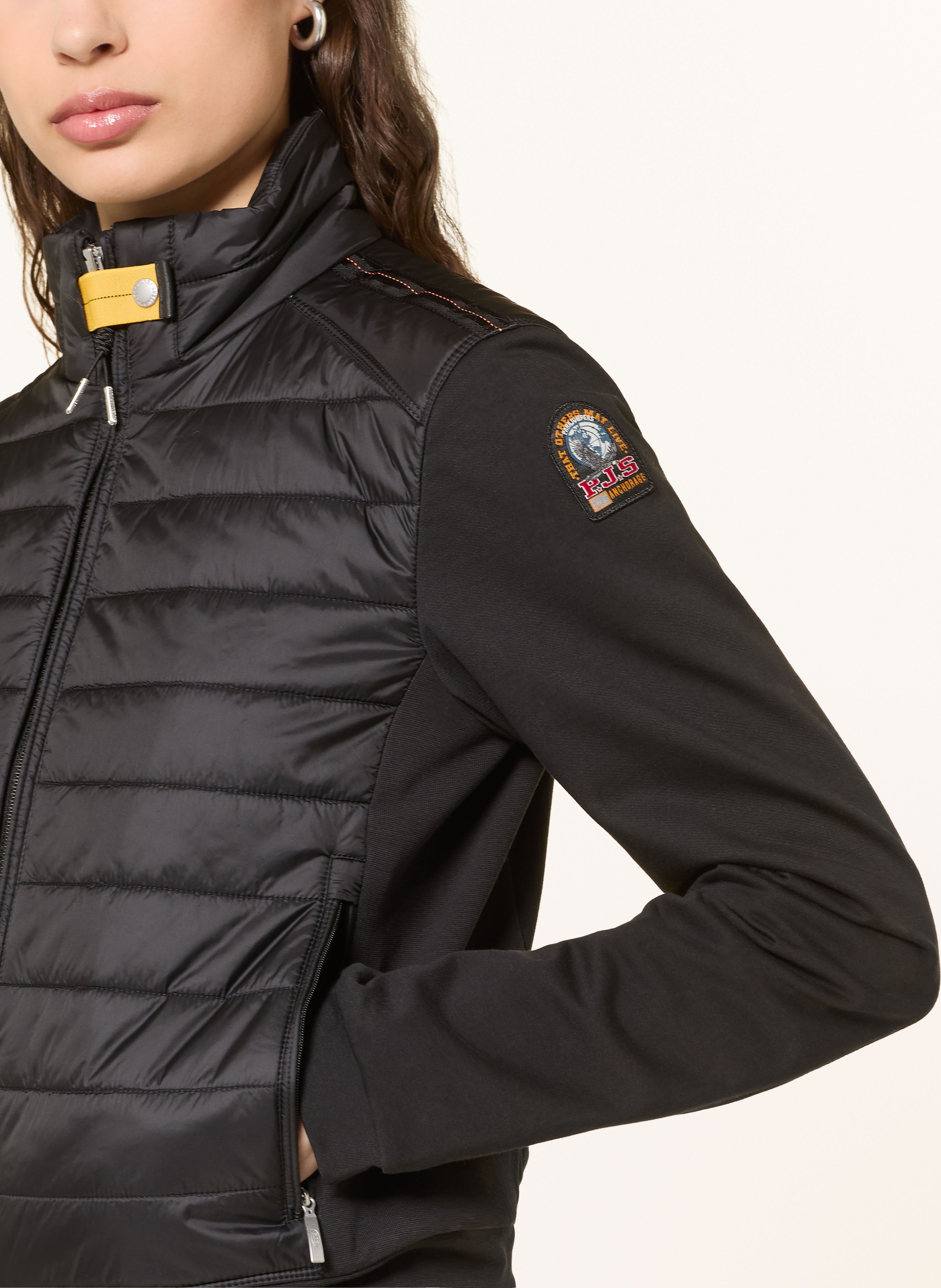 Thumbnail - Parajumpers Steppjacke Rosy Im Materialmix schwarz