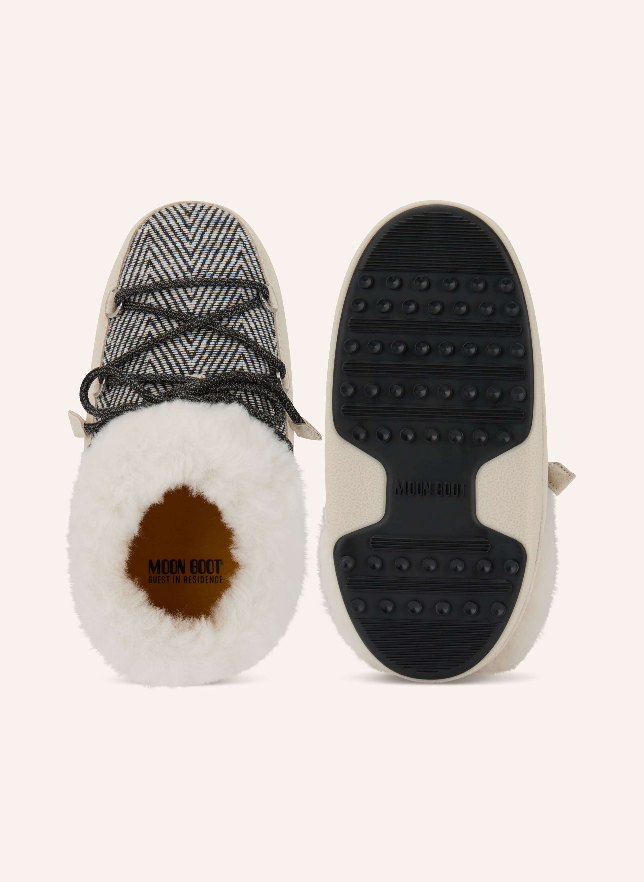 Thumbnail - Moon Boot Moon Boots Moon Boot X Guest In Residence Evx Chalet Mit Kunstfell weiss