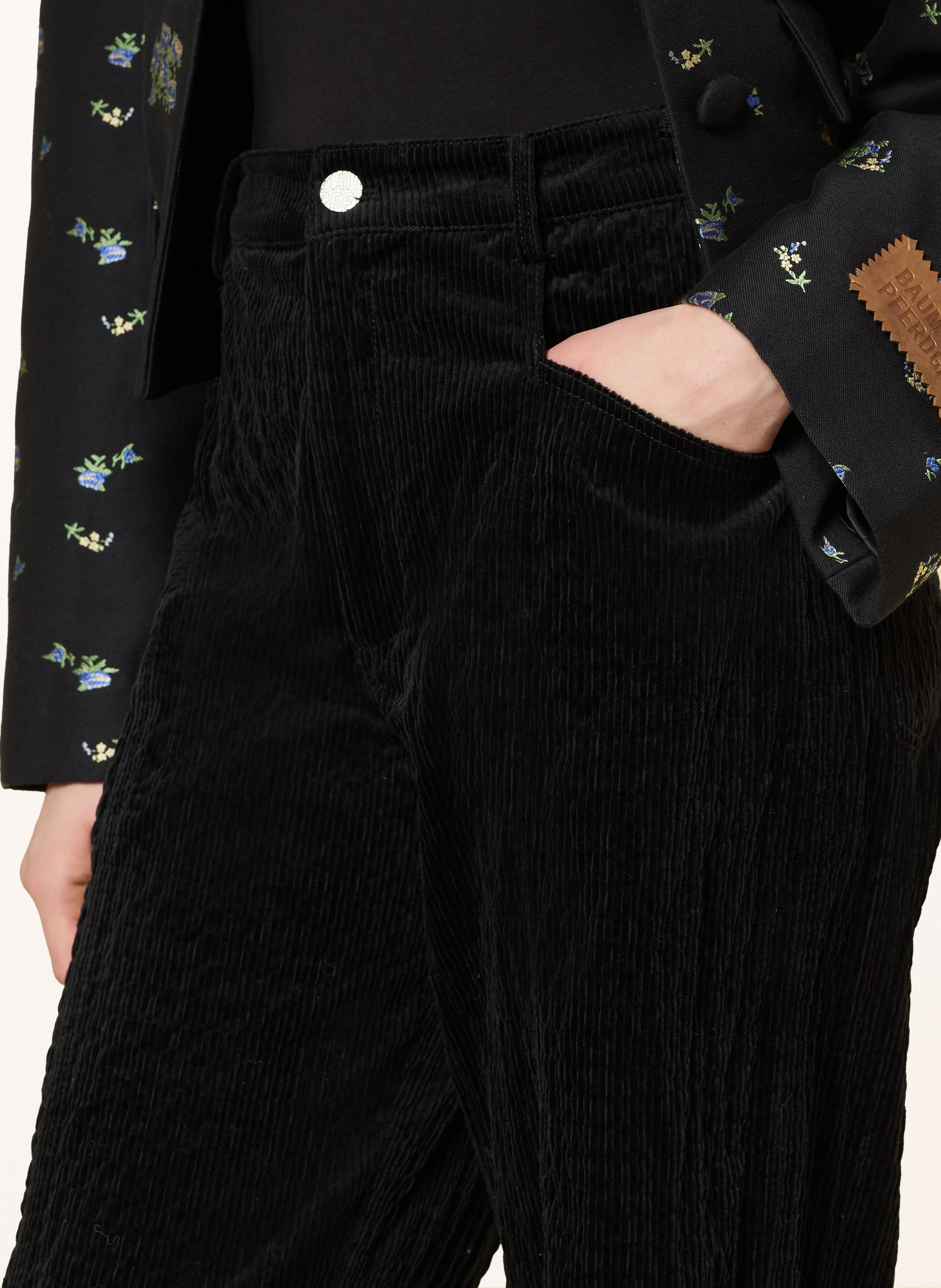 Thumbnail - Baum Und Pferdgarten Cordhose Nara Aus Samt schwarz