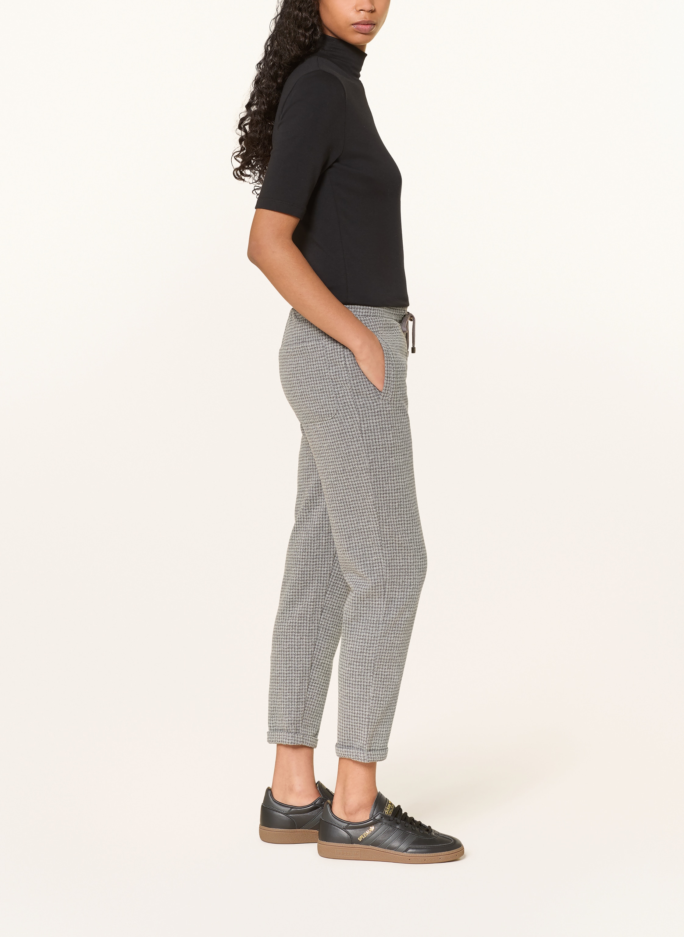 Thumbnail - Juvia Hose Im Jogging-Stil Margie grau