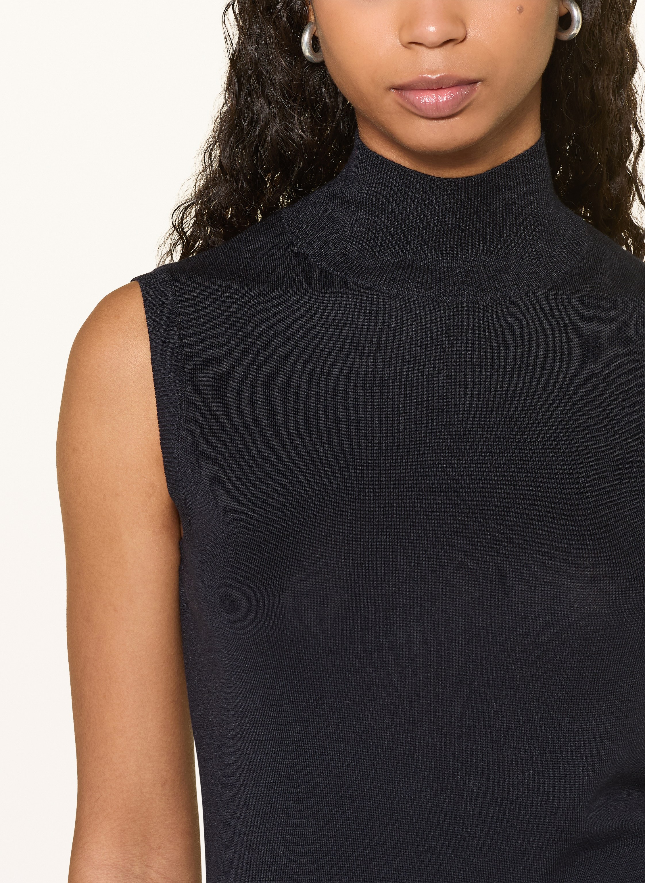 Thumbnail - Windsor. Stricktop blau