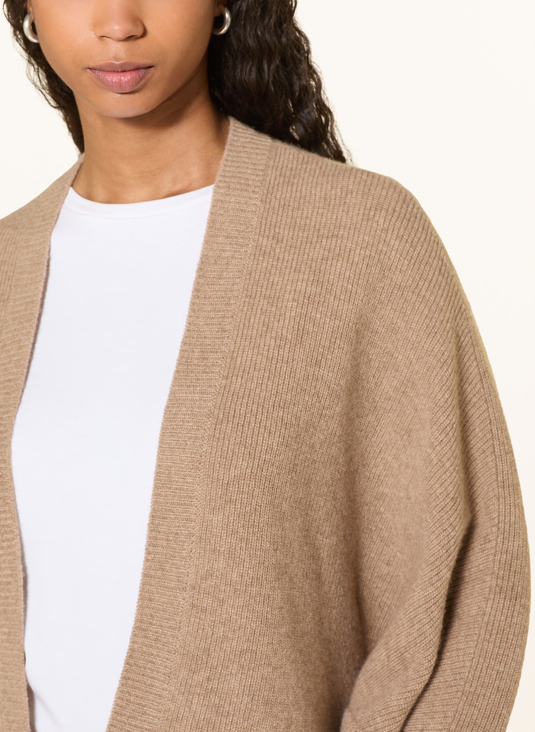 Thumbnail - Windsor. Strickhülle Aus Cashmere beige