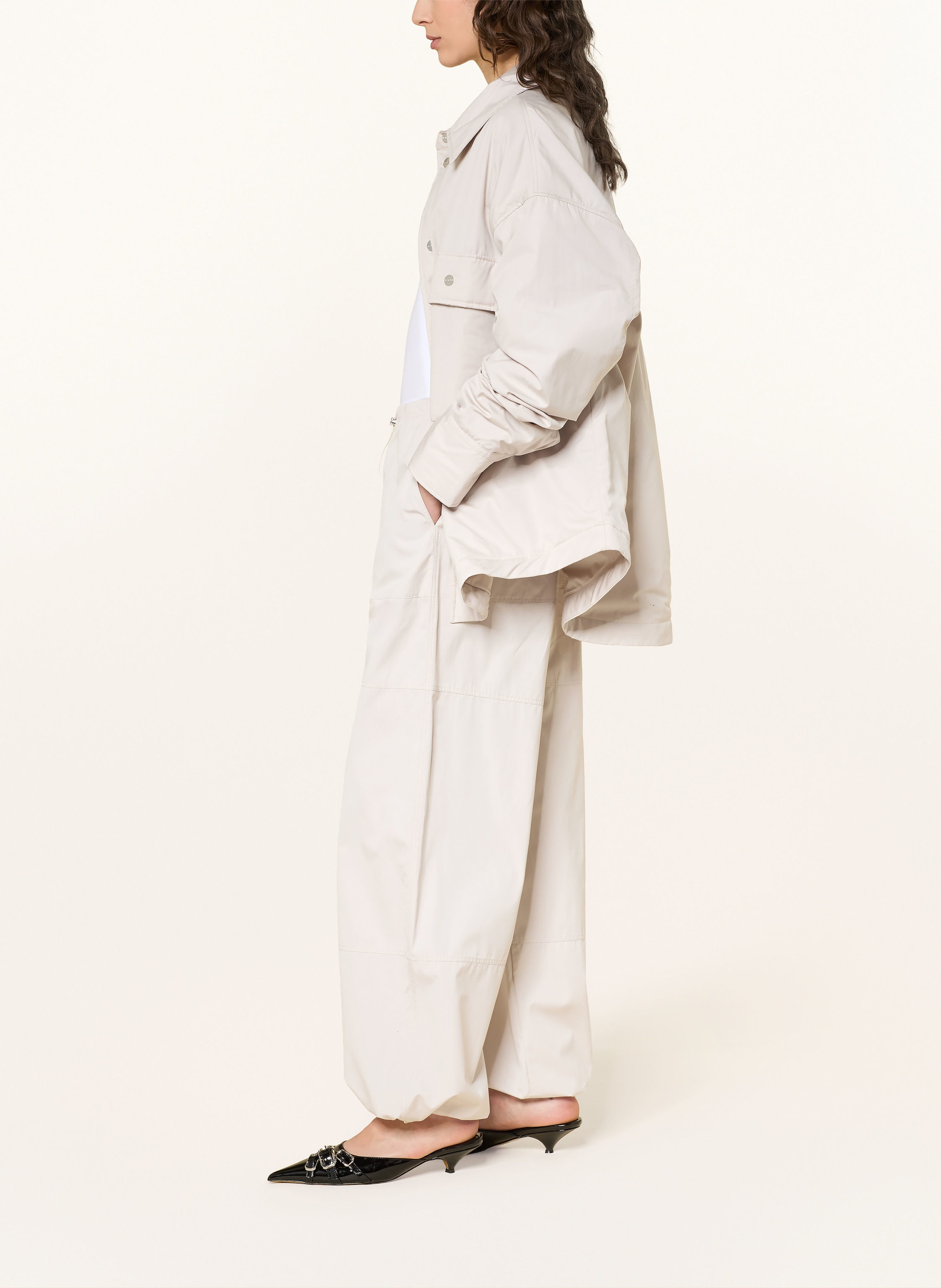 Thumbnail - Black Palms Hose Kaera Im Jogging-Stil beige