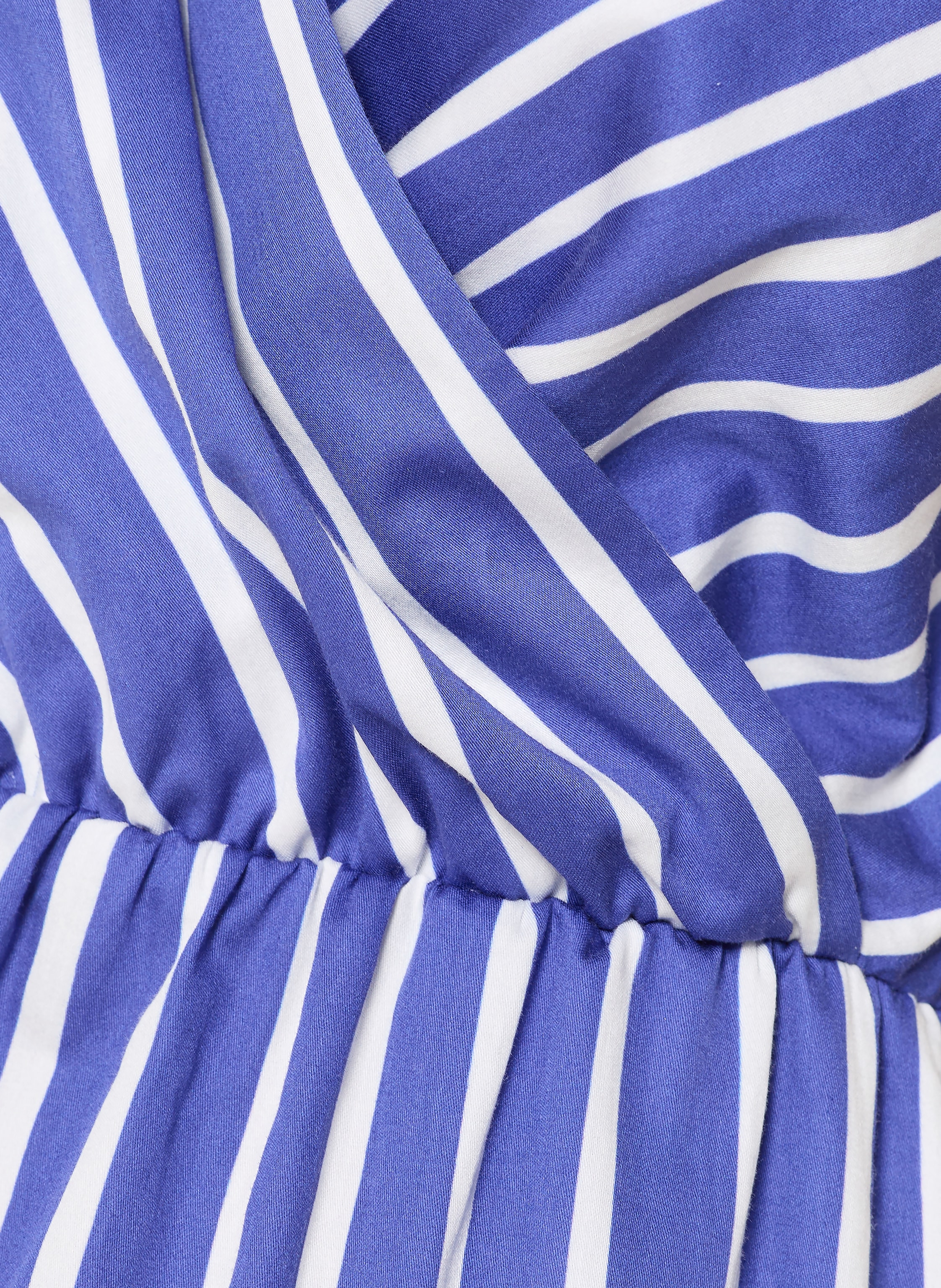 Thumbnail - Marc Cain Kleid In Wickeloptik blau