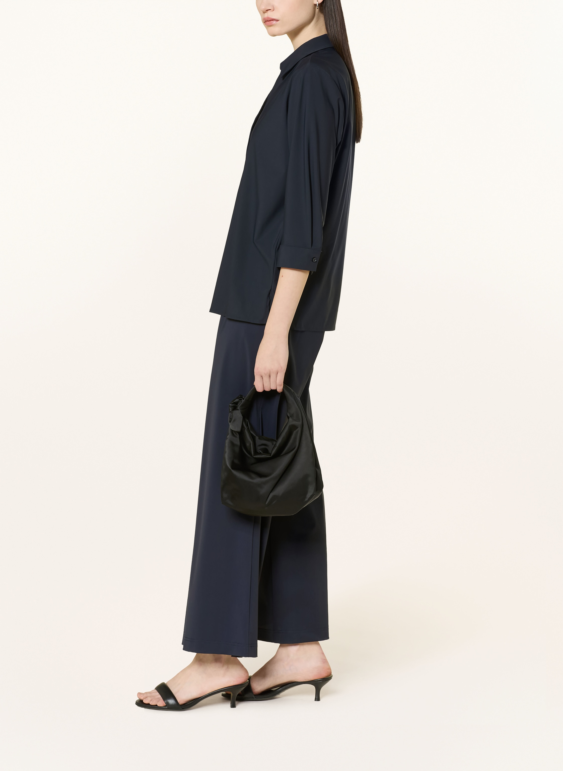 Thumbnail - Milano Italy Marlenehose Aus Jersey blau