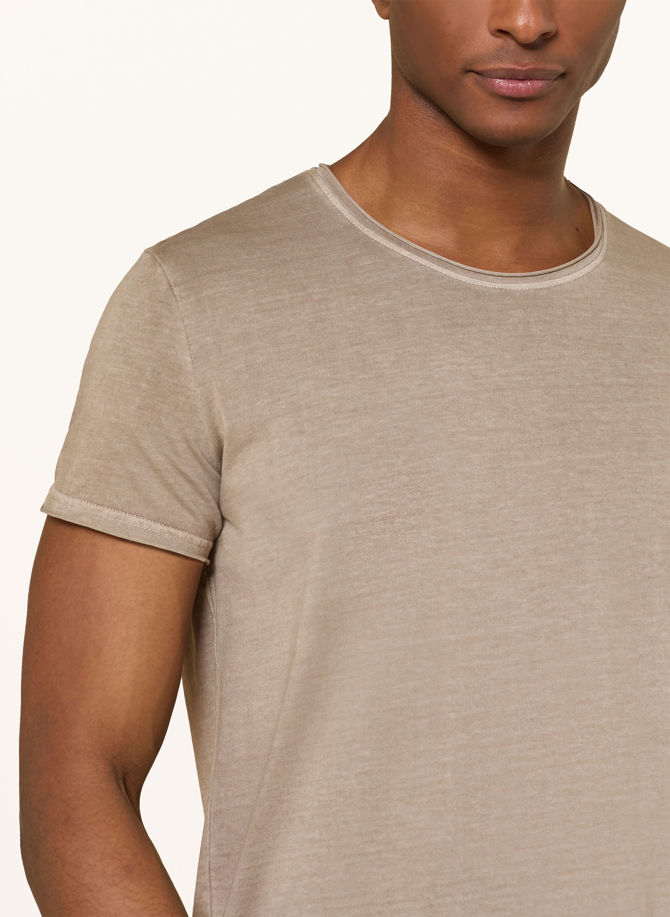 Thumbnail - Strokesman's T-Shirt beige