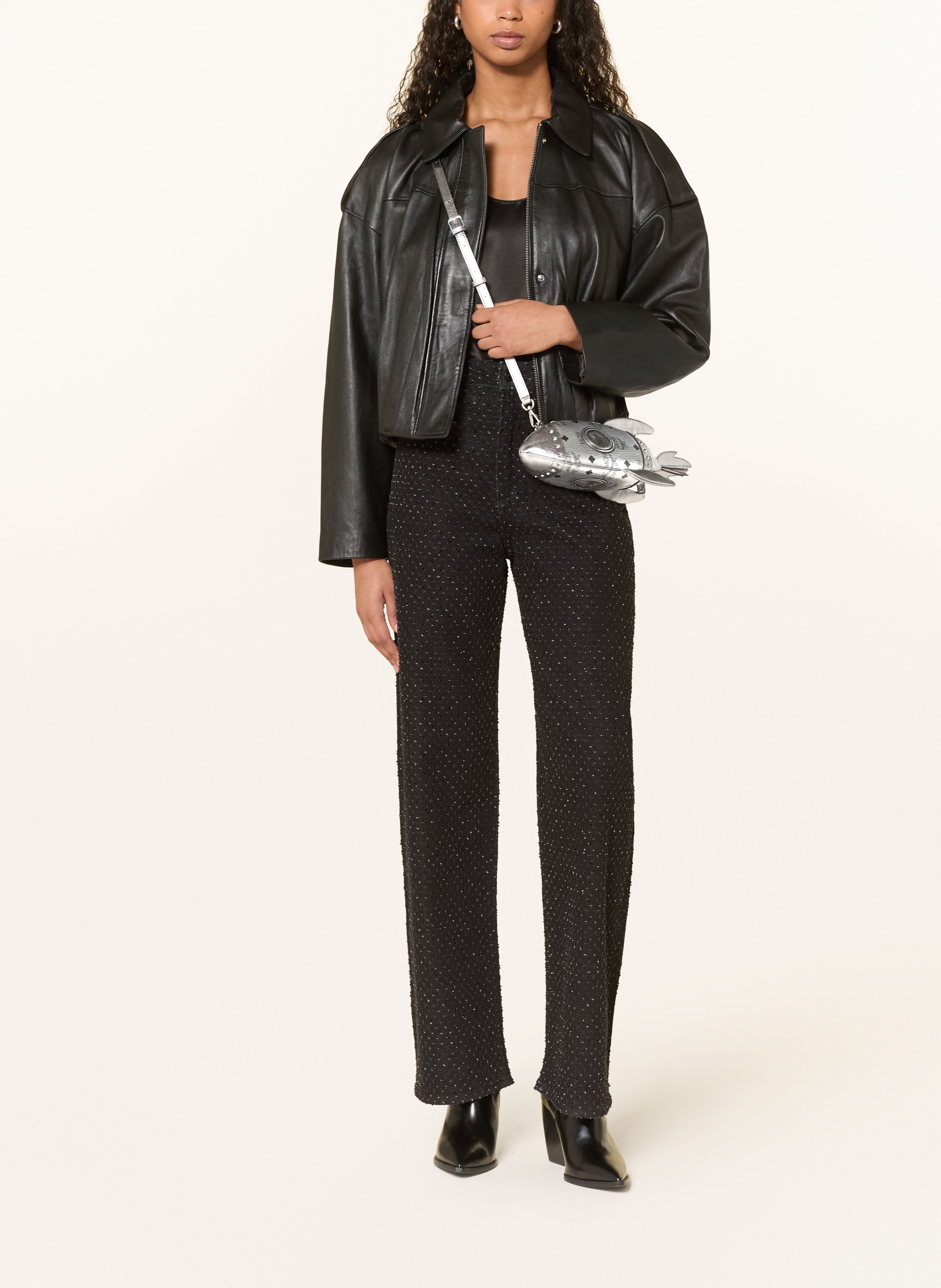 Thumbnail - Mcm Umhängetasche Aren Rocket Mit Nieten silber