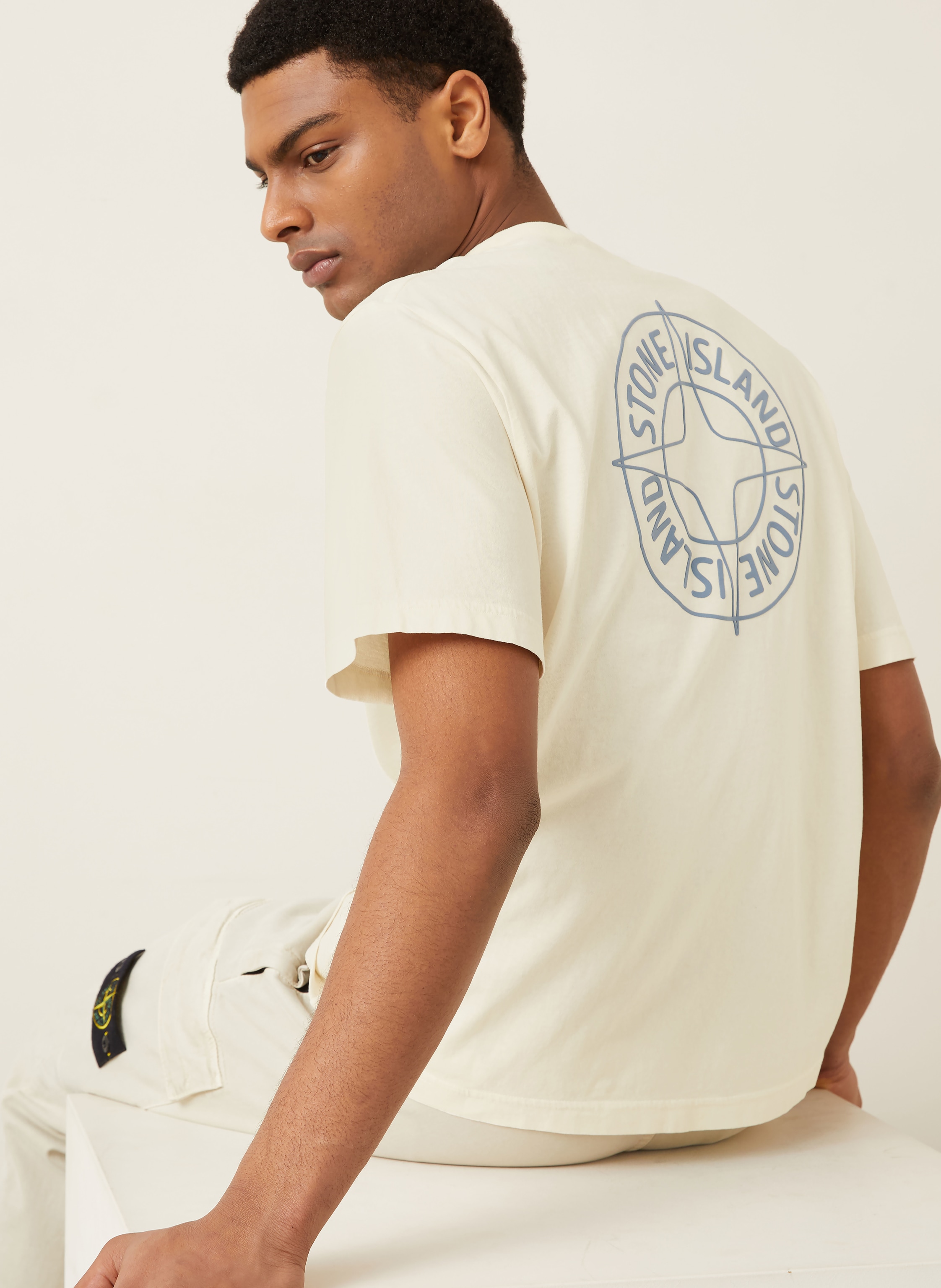 Thumbnail - Stone Island T-Shirt beige