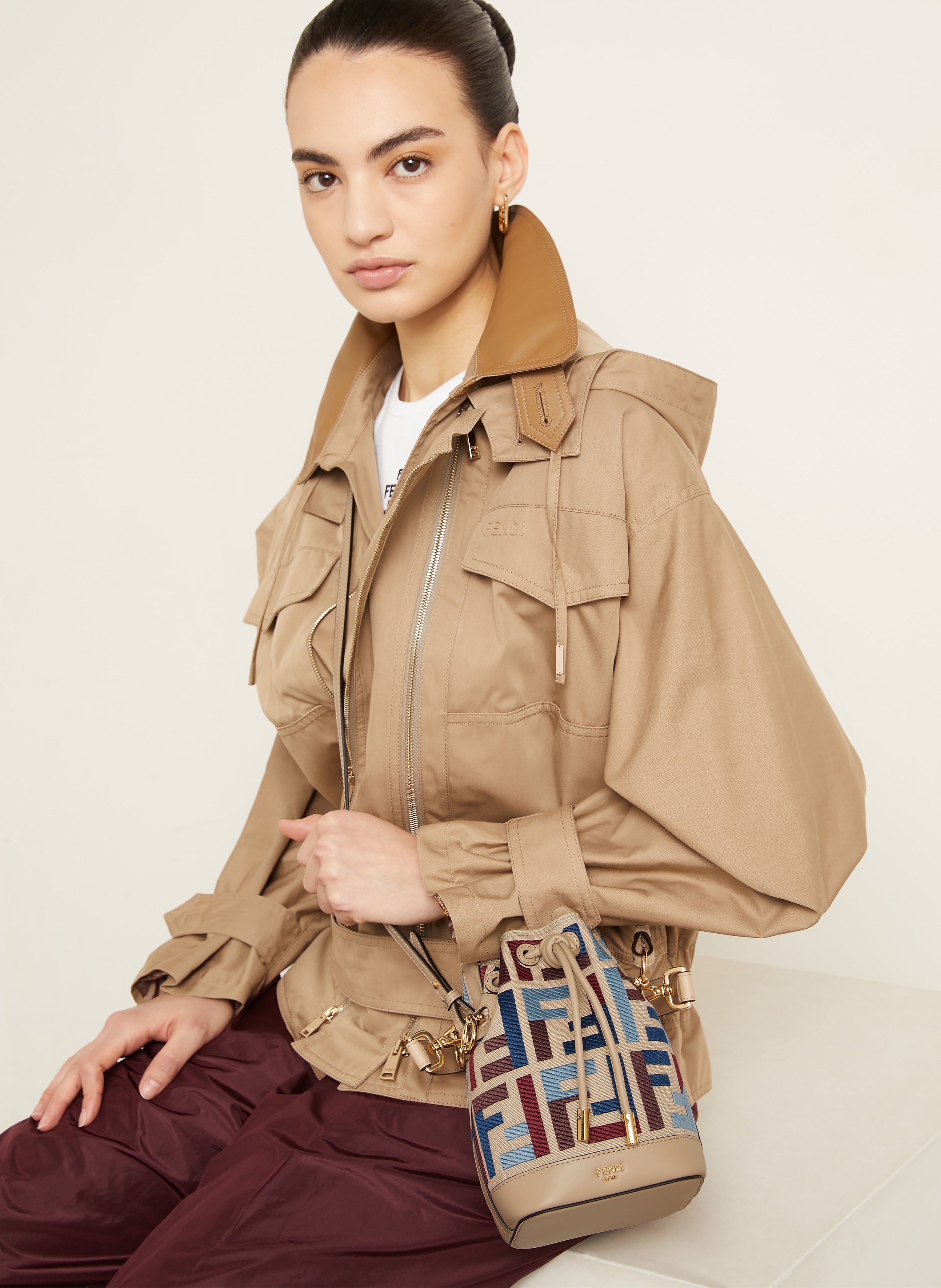 Thumbnail - Fendi Beuteltasche Mon Tresor beige