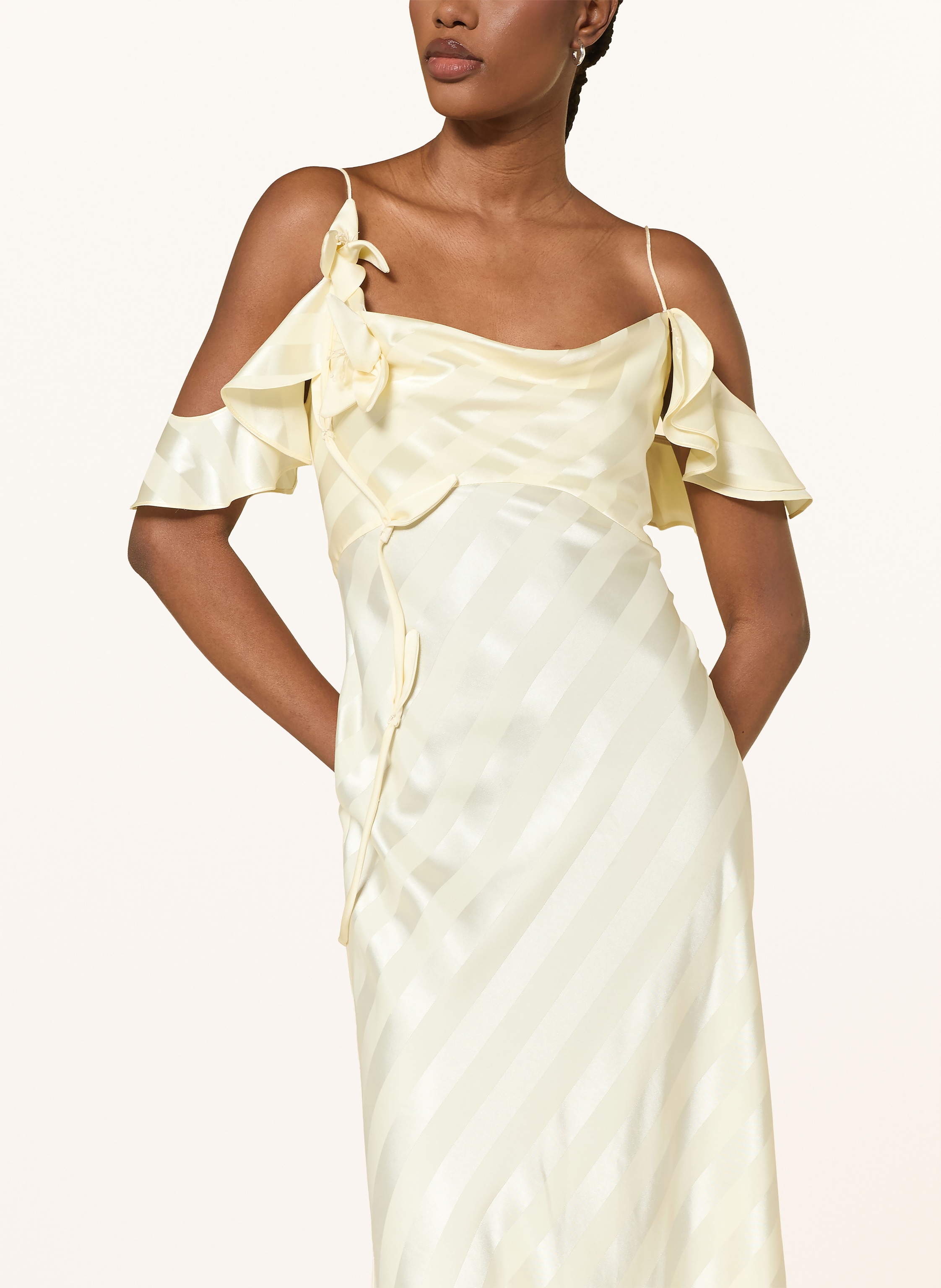 Thumbnail - Self-Portrait Satinkleid Mit Volants gelb