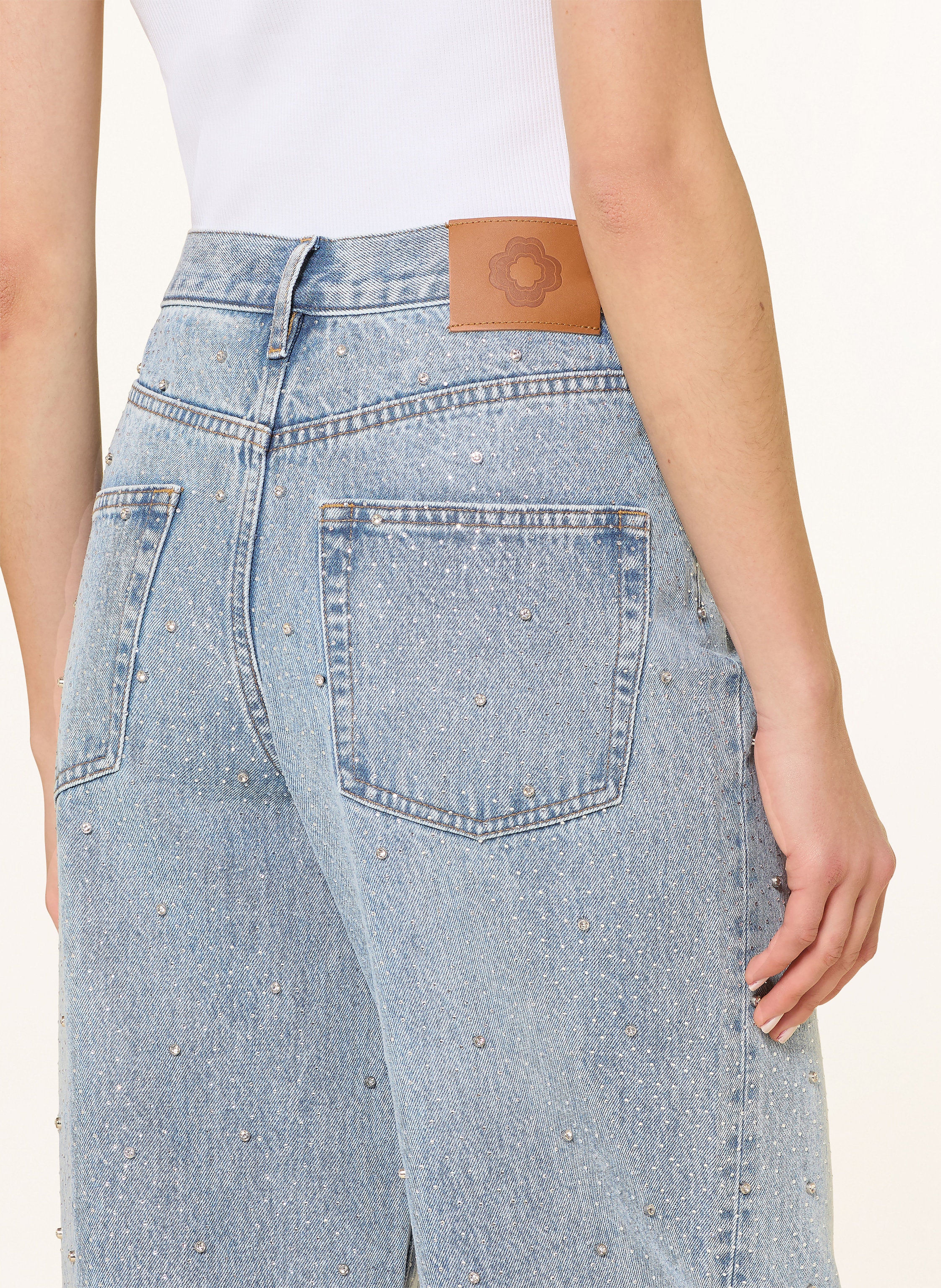 Thumbnail - Maje Wide Leg Jeans Mit Schmucksteinen blau