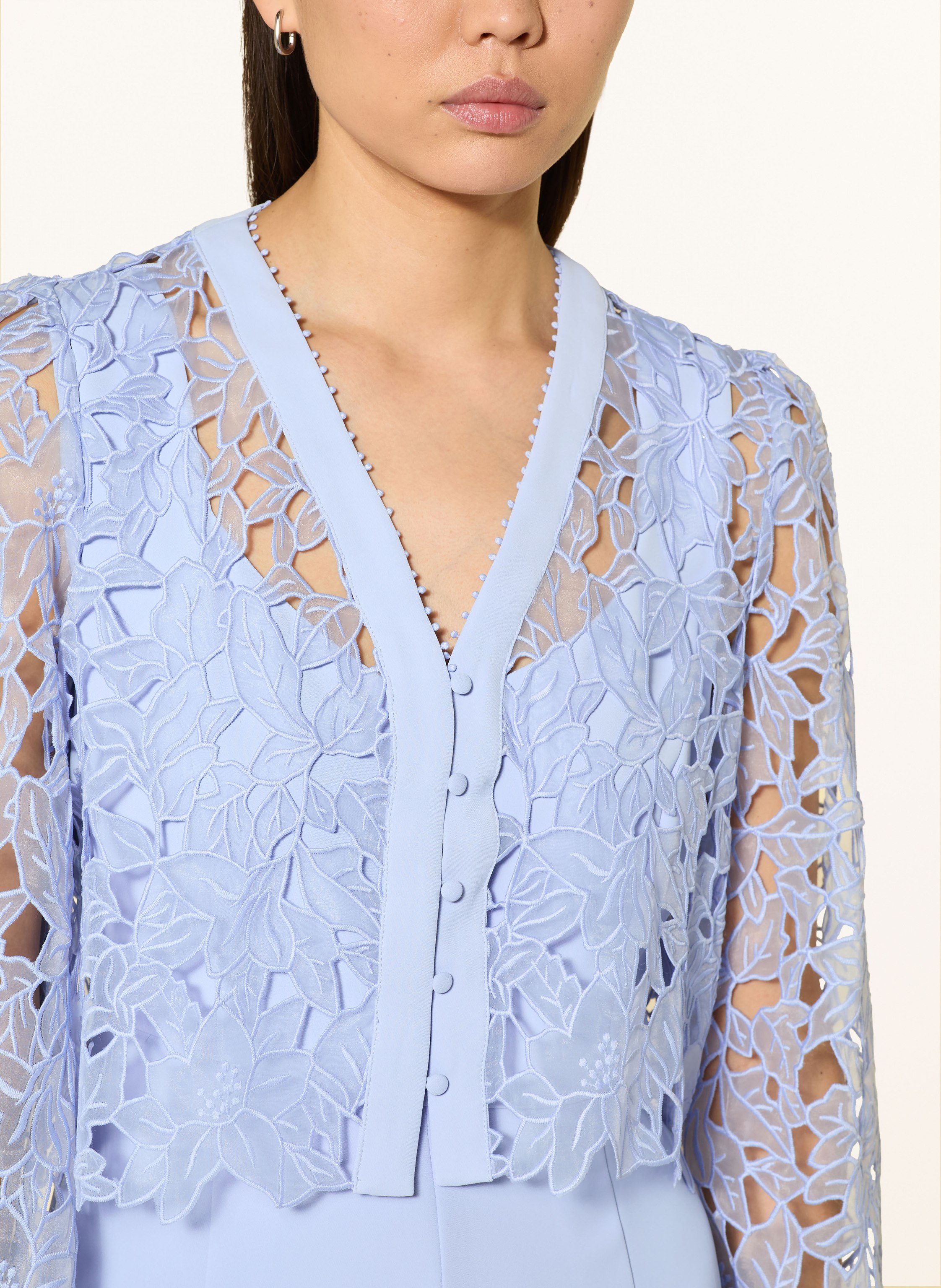 Thumbnail - Phase Eight Set Winona: Jumpsuit Und Jacke Aus Lochspitze blau