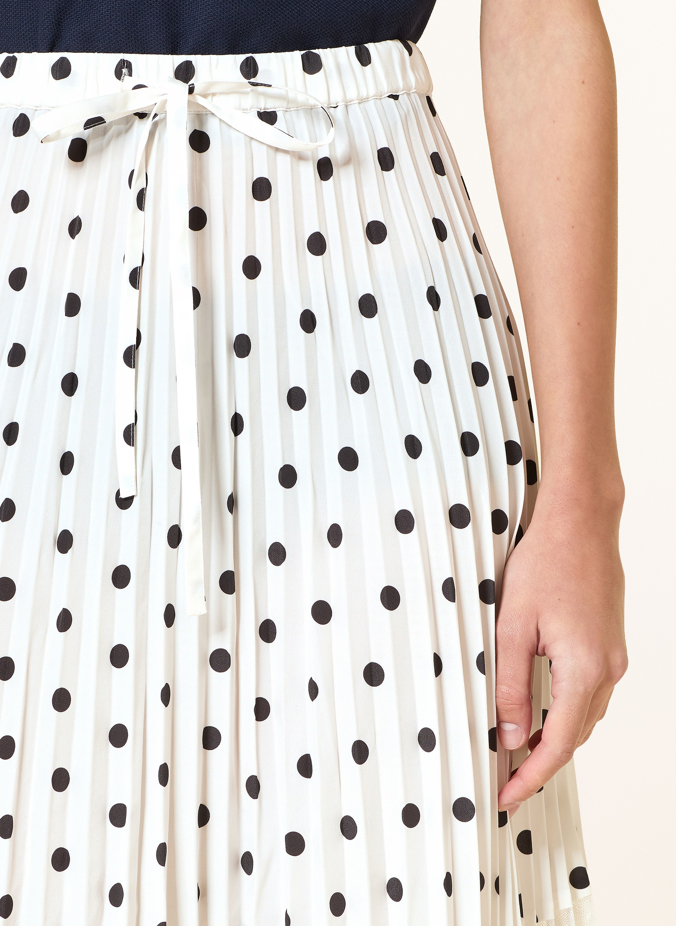 Thumbnail - Claudie Pierlot Rock Mit Lochspitze Und Plissees beige