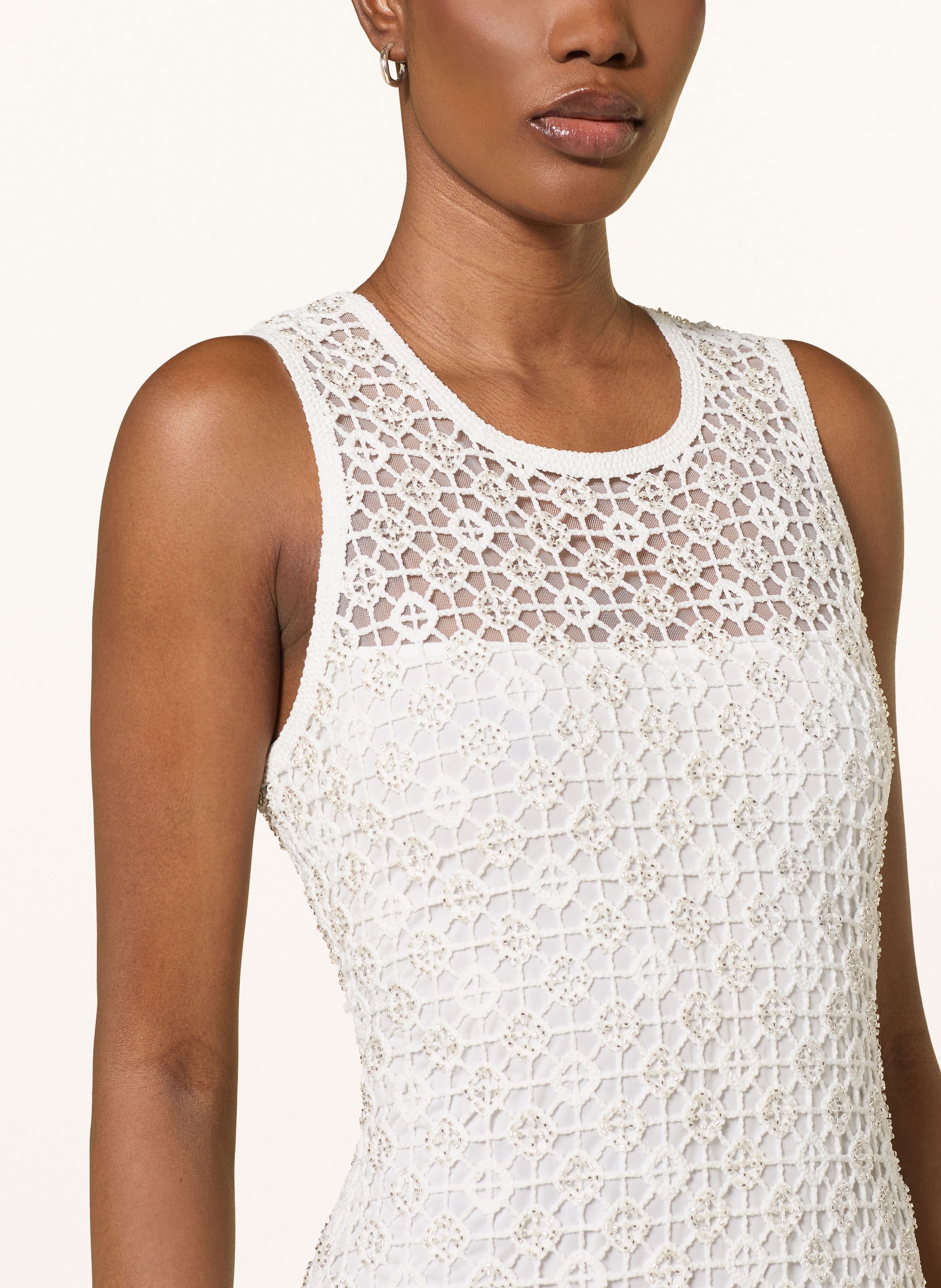 Thumbnail - Maje Häkelkleid Mit Schmuckperlen weiss