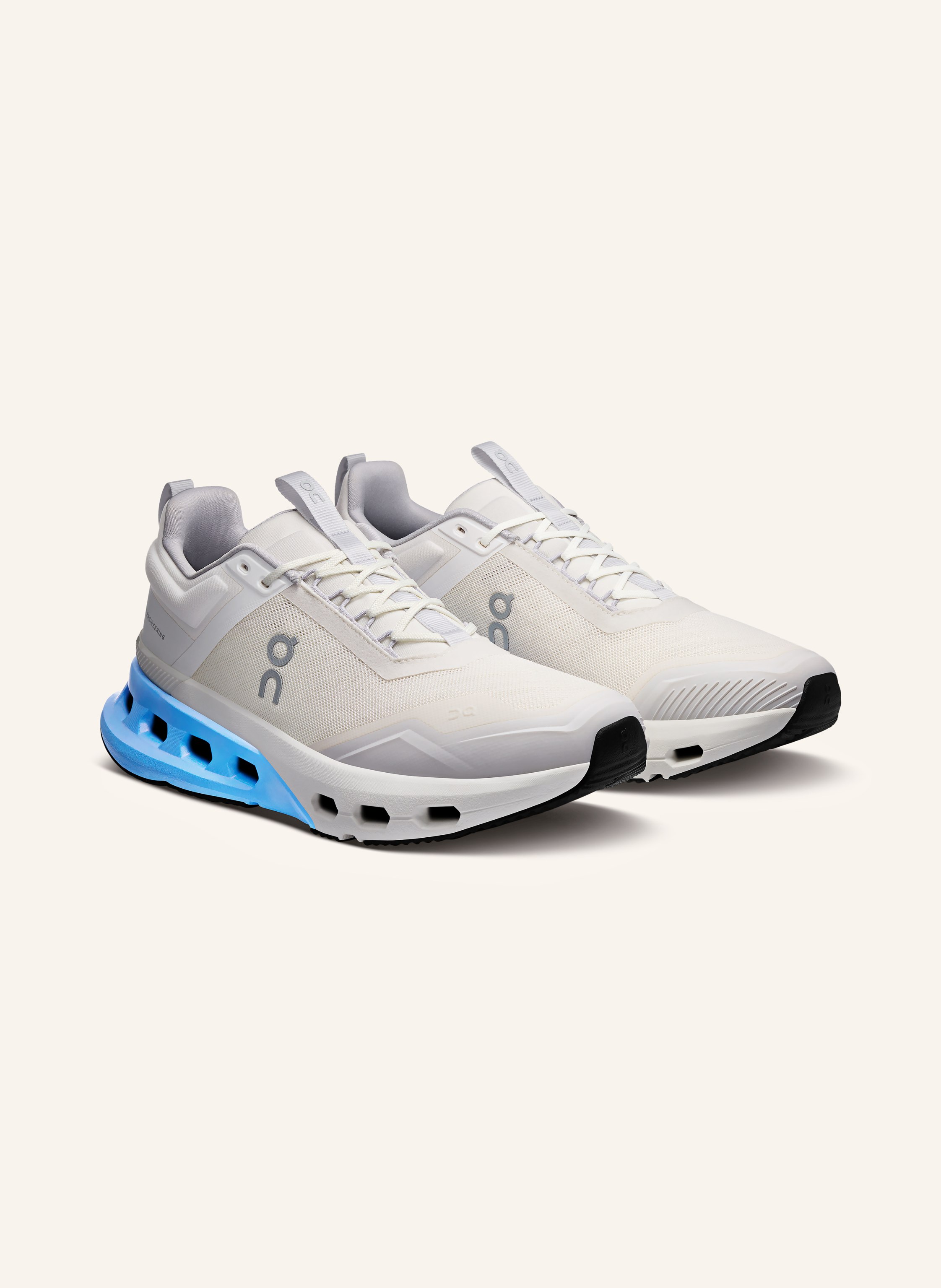 On Fitnessschuhe Cloudnova X beige