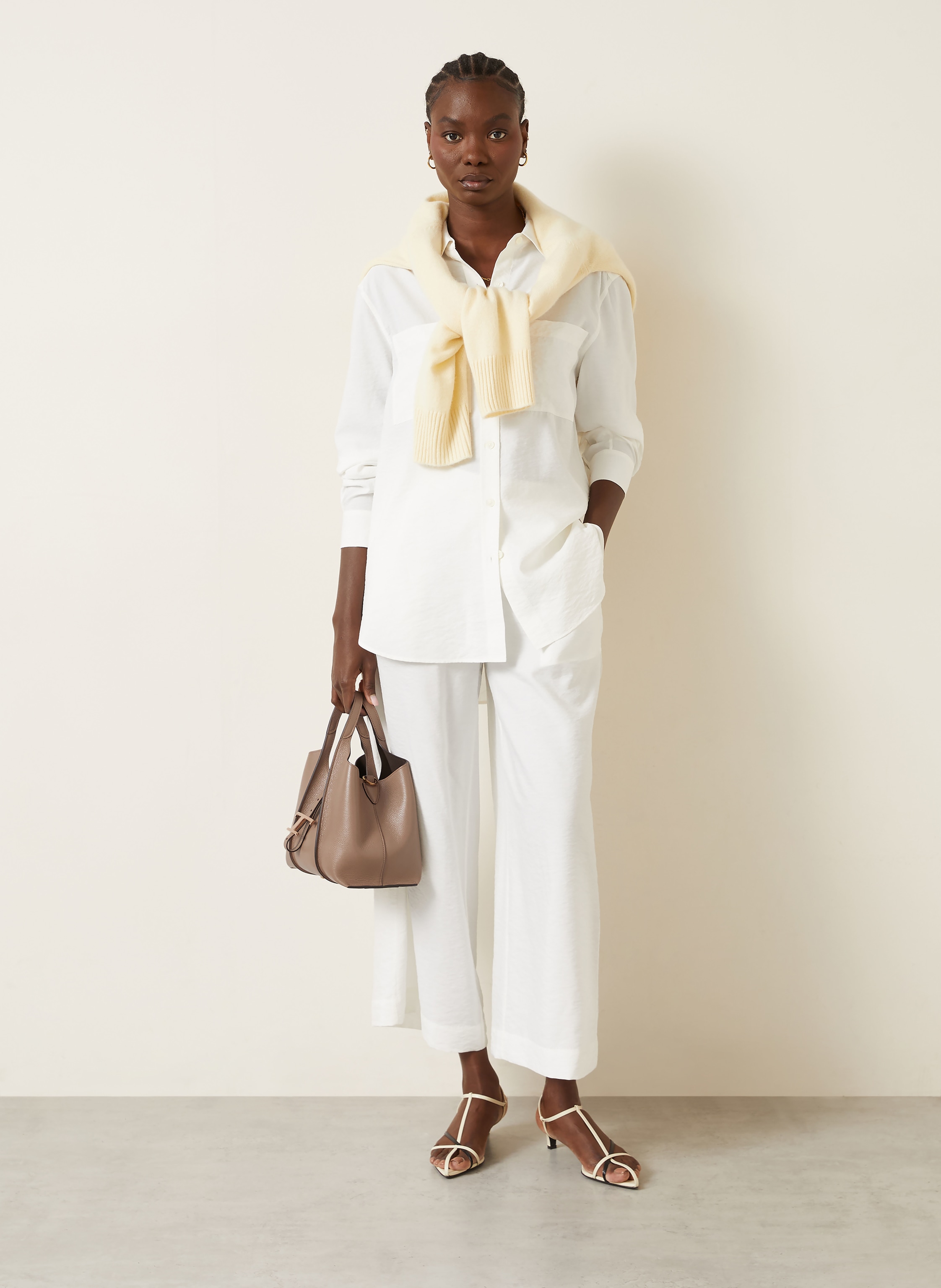 Thumbnail - Tod's Shopper T Timeless Small Mit Pouch braun