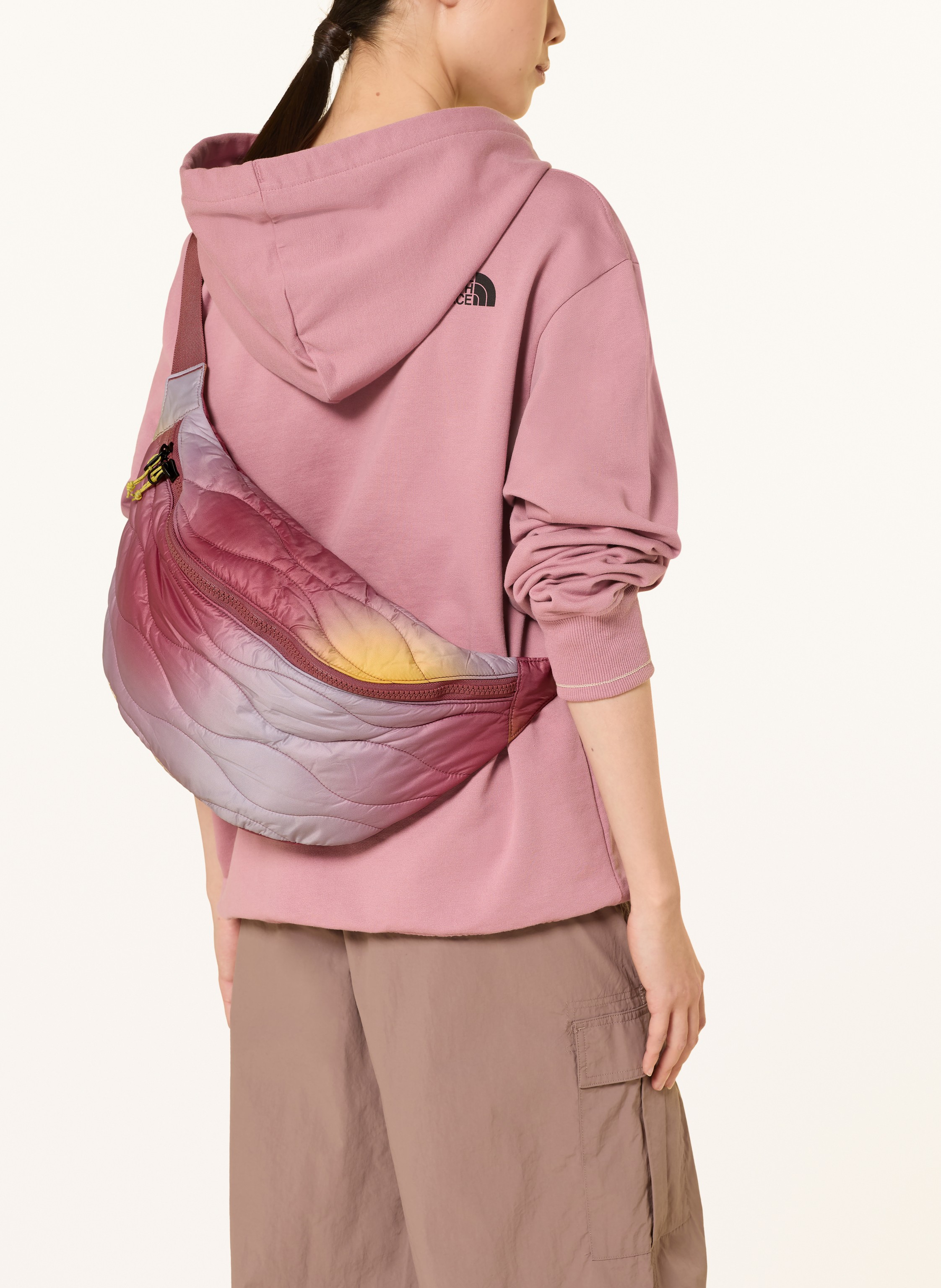 Thumbnail - Peak Performance Umhängetasche Helium rosa