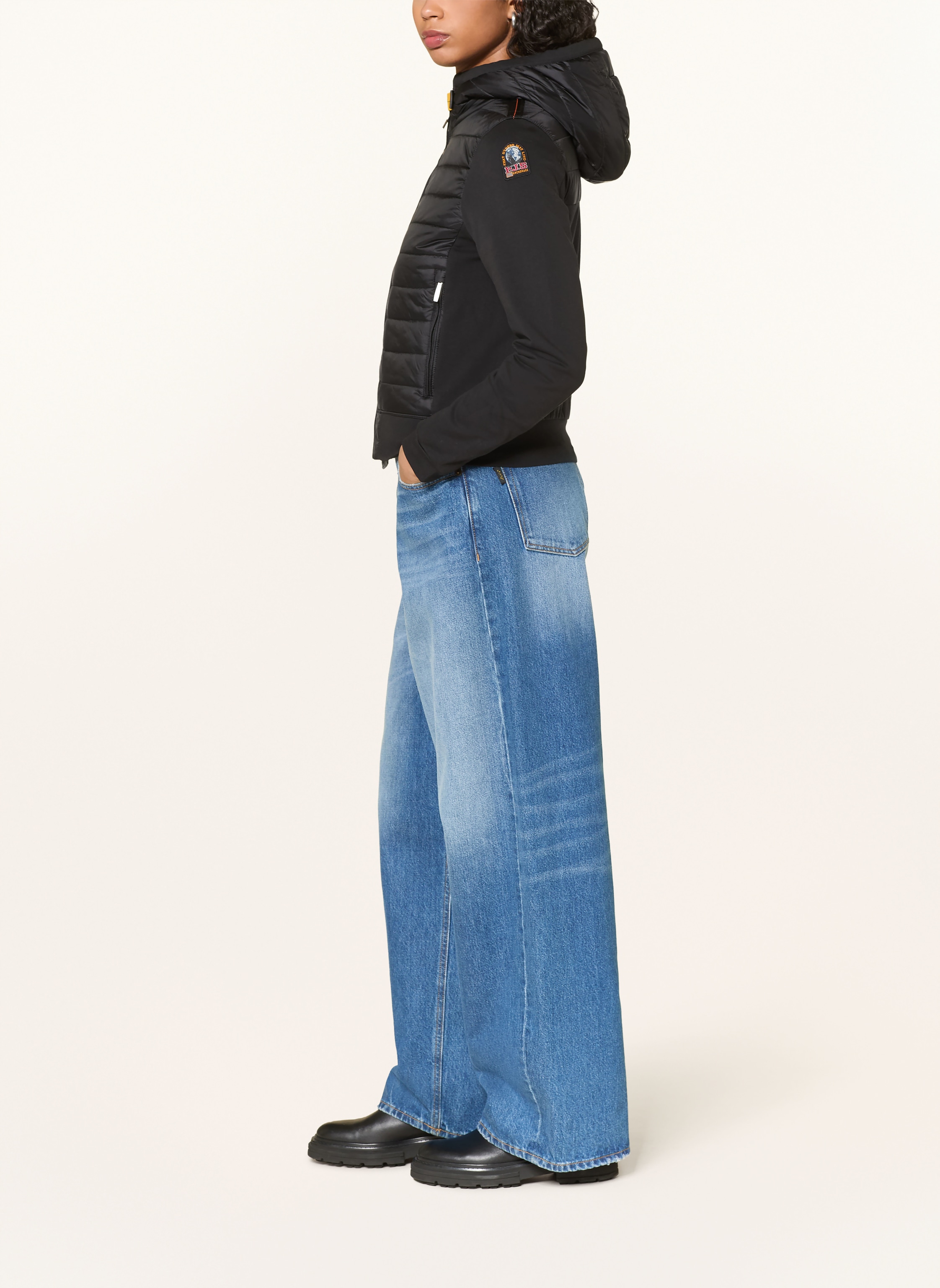 Thumbnail - Parajumpers Steppjacke Caelie Im Materialmix schwarz