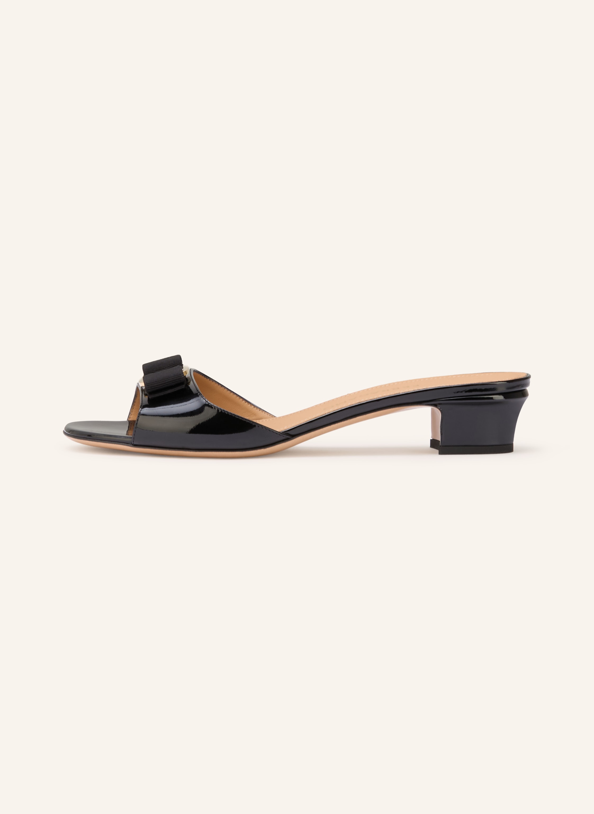Thumbnail - Ferragamo Mules New Vara schwarz