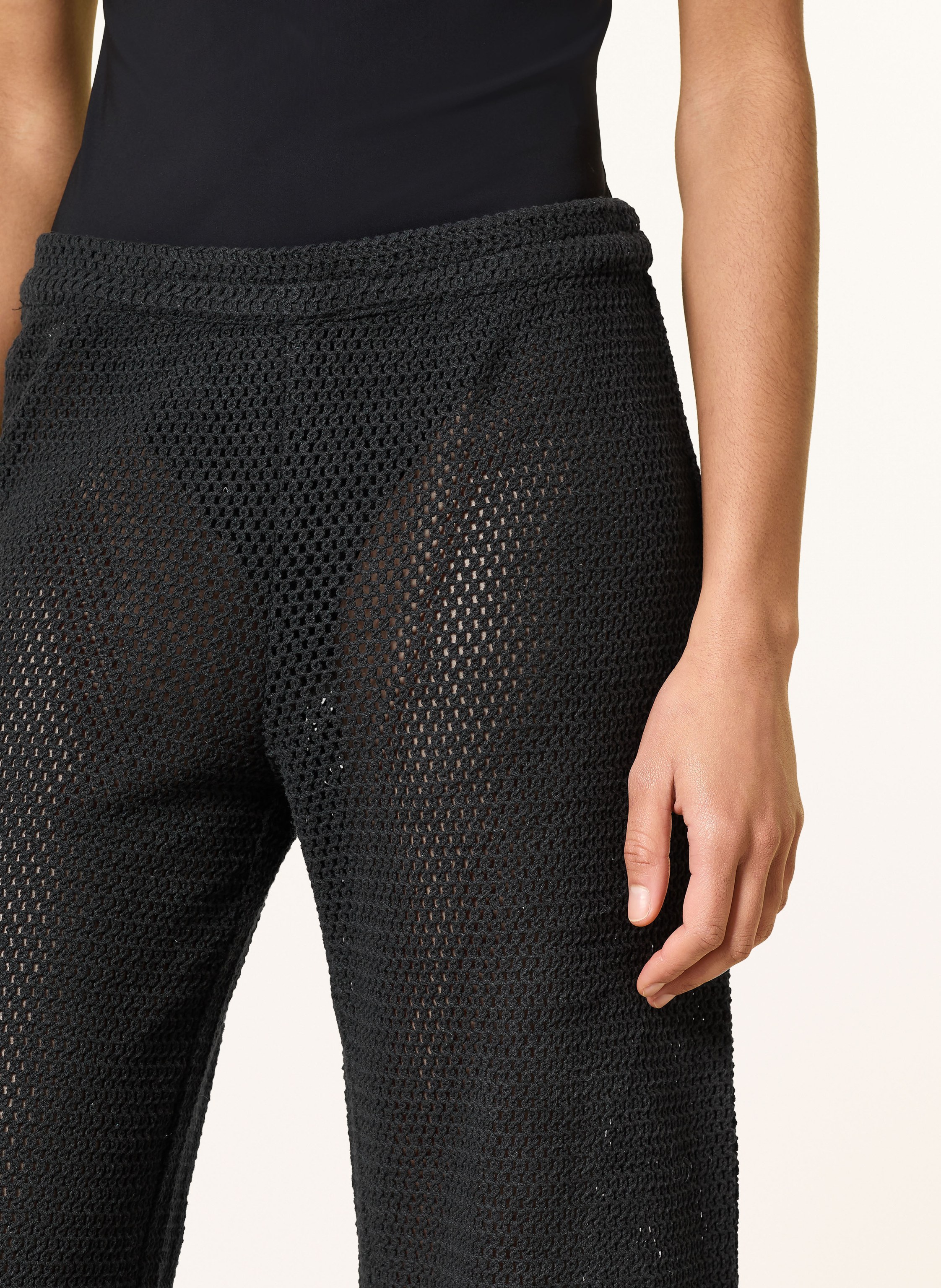 Thumbnail - Mrs & Hugs Häkelhose schwarz