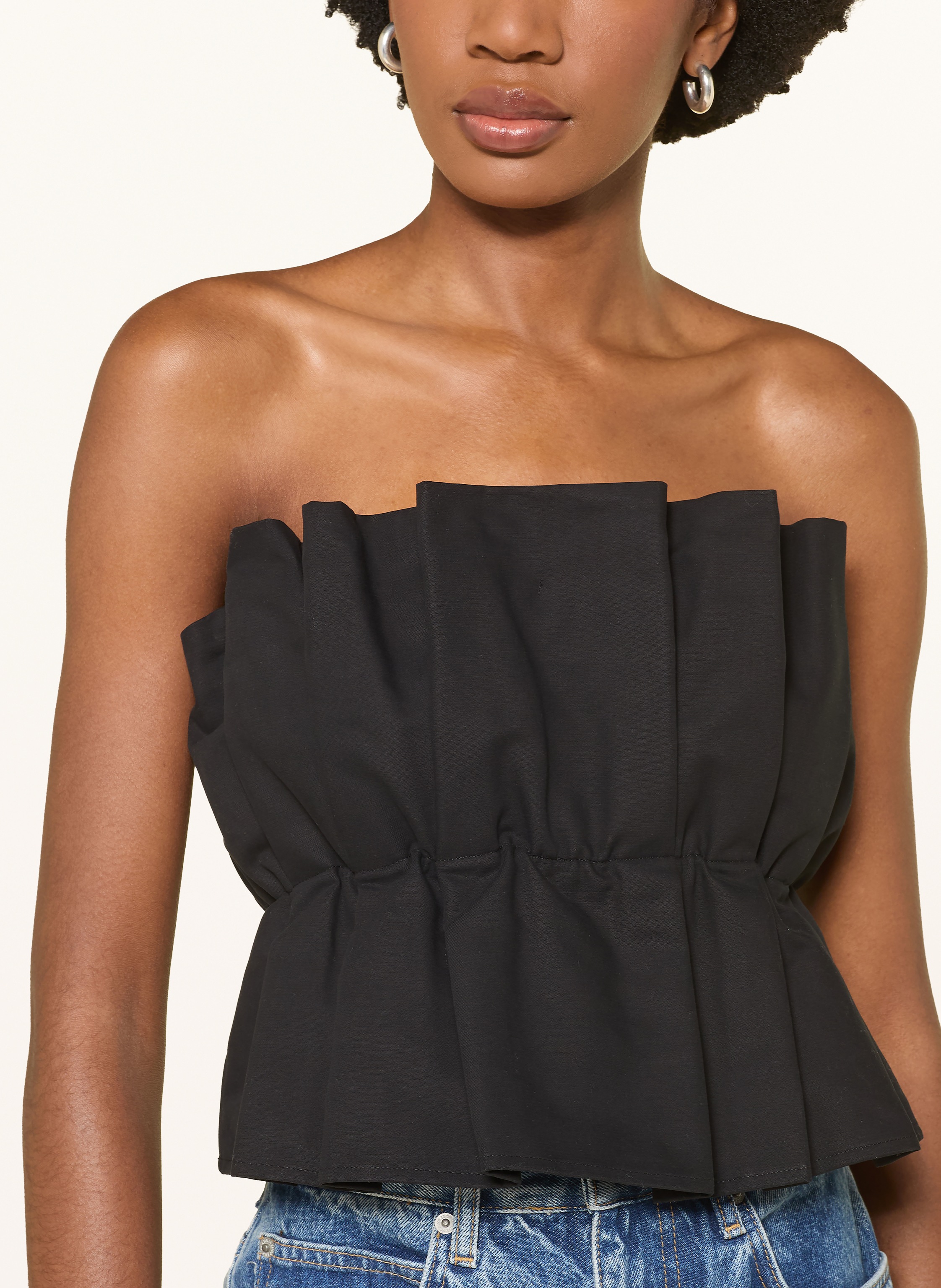 Thumbnail - Sosue Cropped-Top schwarz