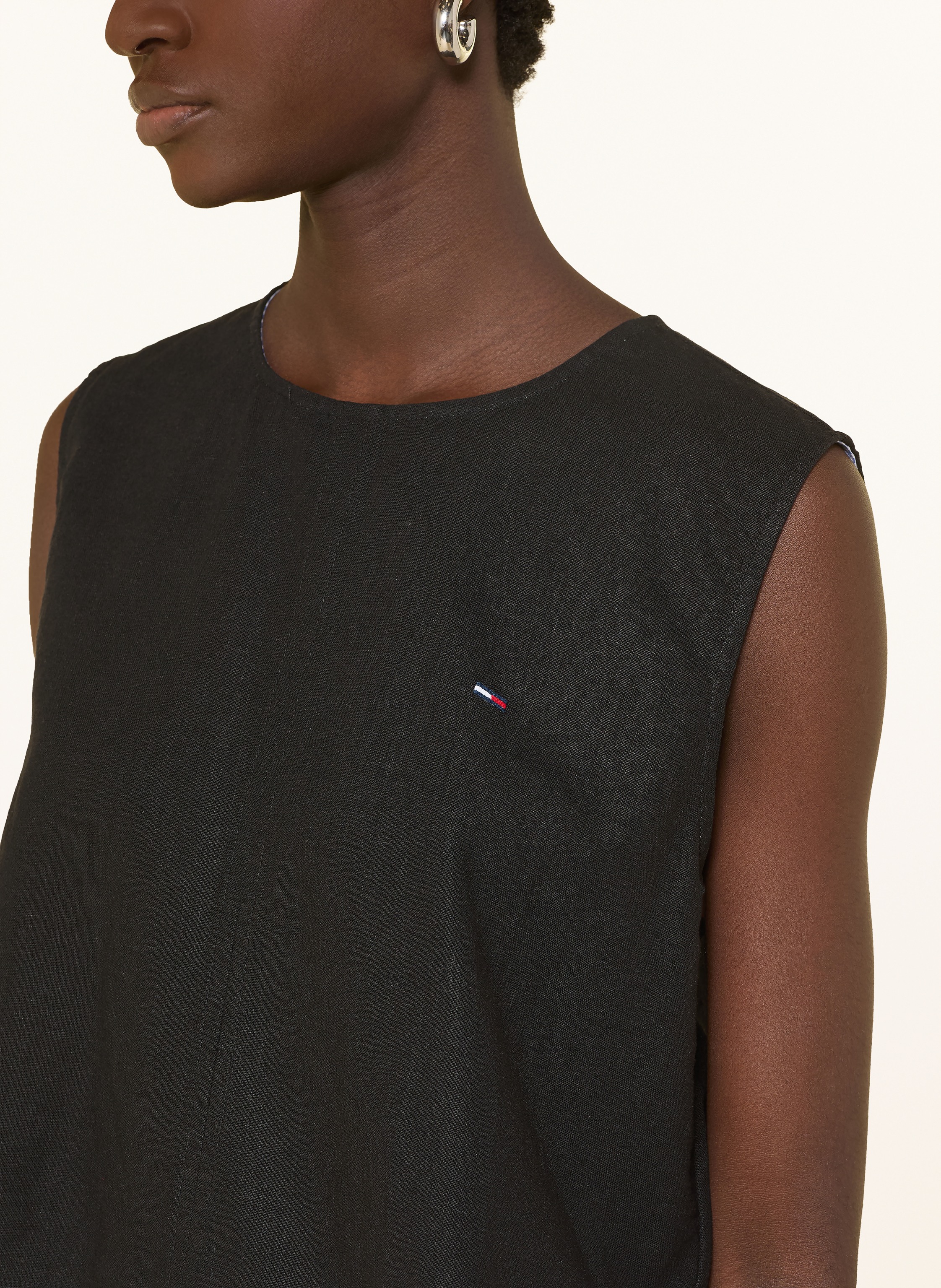 Thumbnail - Tommy Jeans Top Mit Leinen schwarz