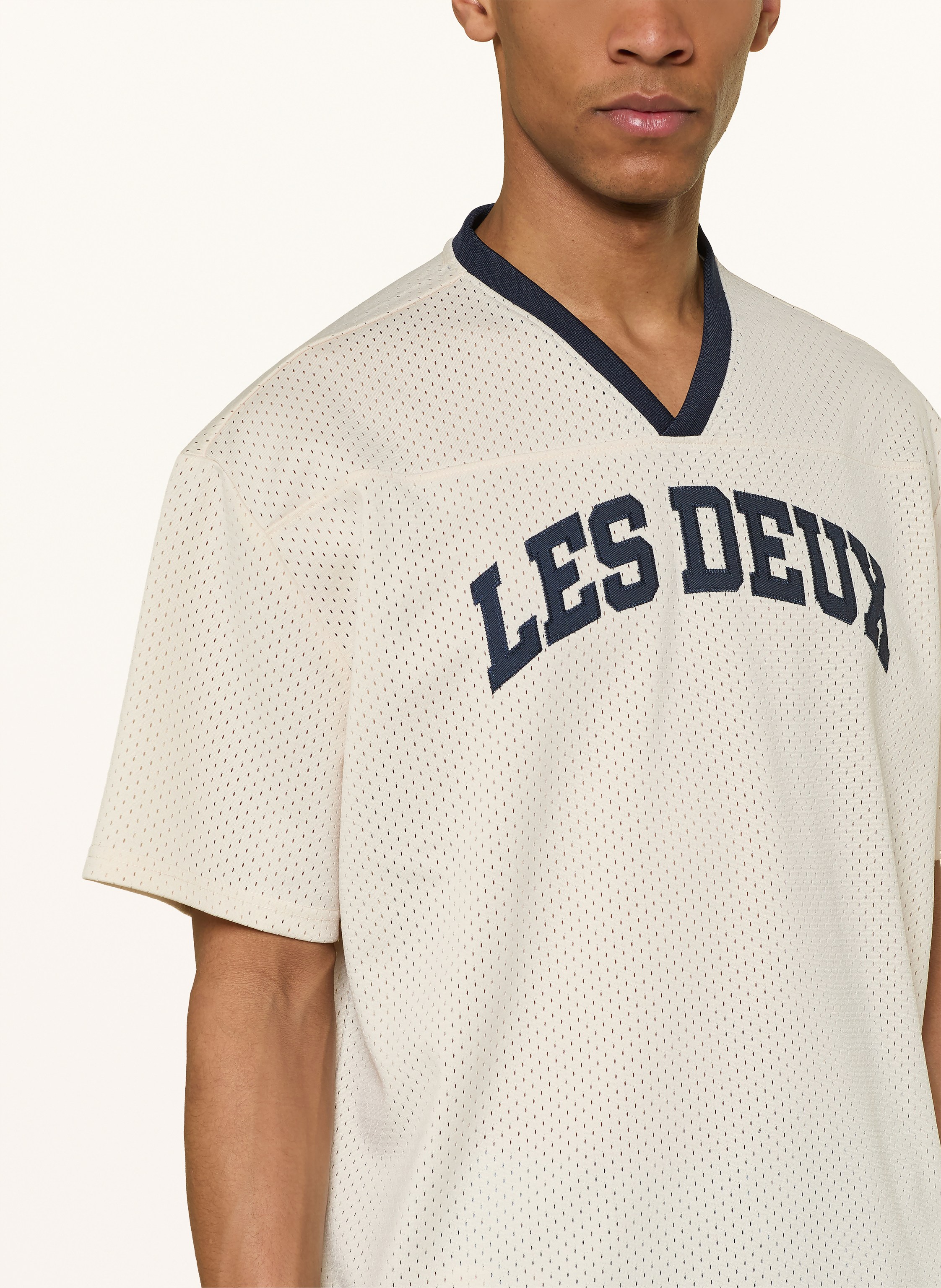 Thumbnail - Les Deux T-Shirt Bronson Aus Mesh beige