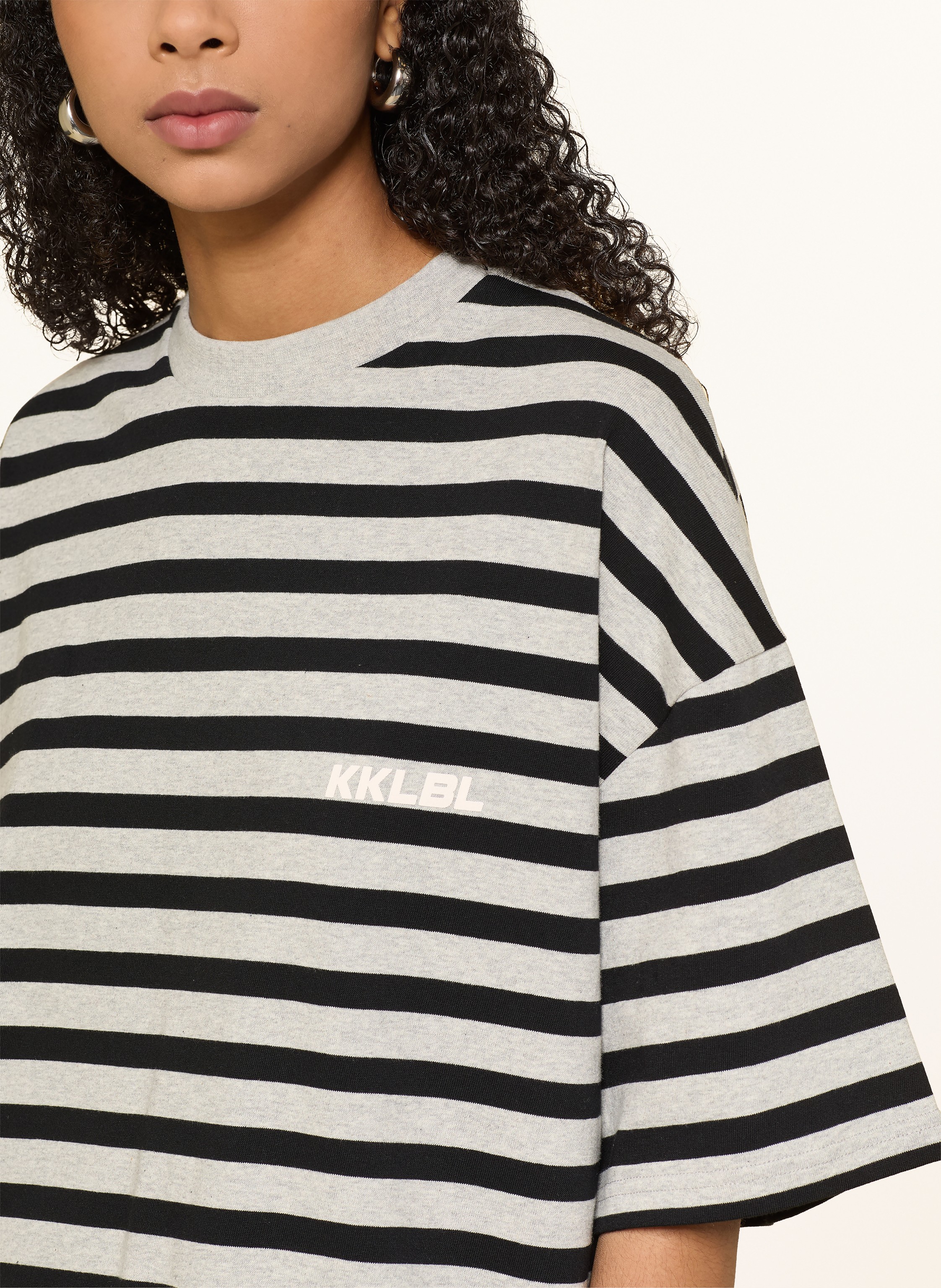 Thumbnail - Karo Kauer Oversized-Shirt Mit 3/4-Arm grau