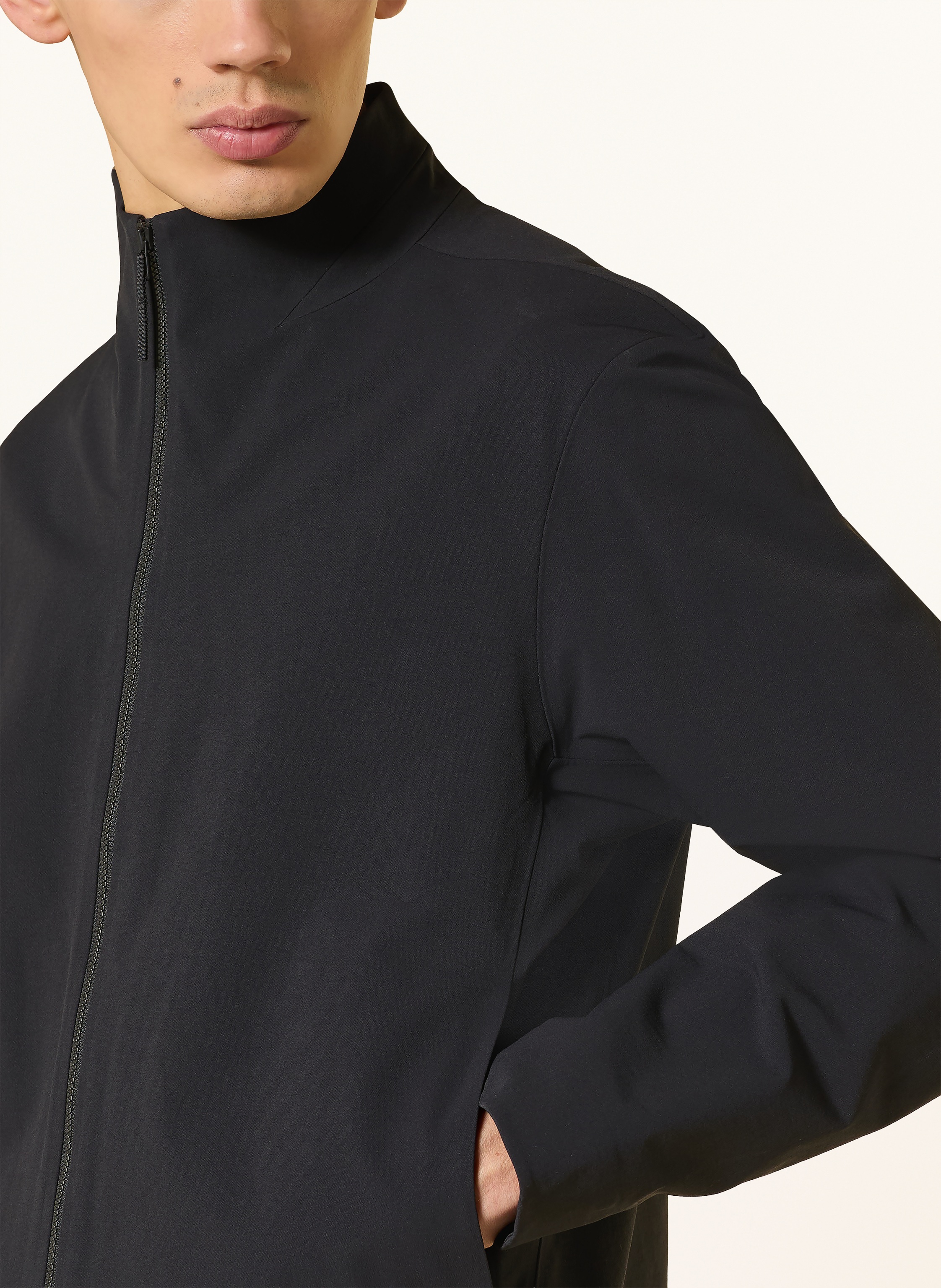 Thumbnail - Veilance Softshell-Jacke Isogon Mx schwarz