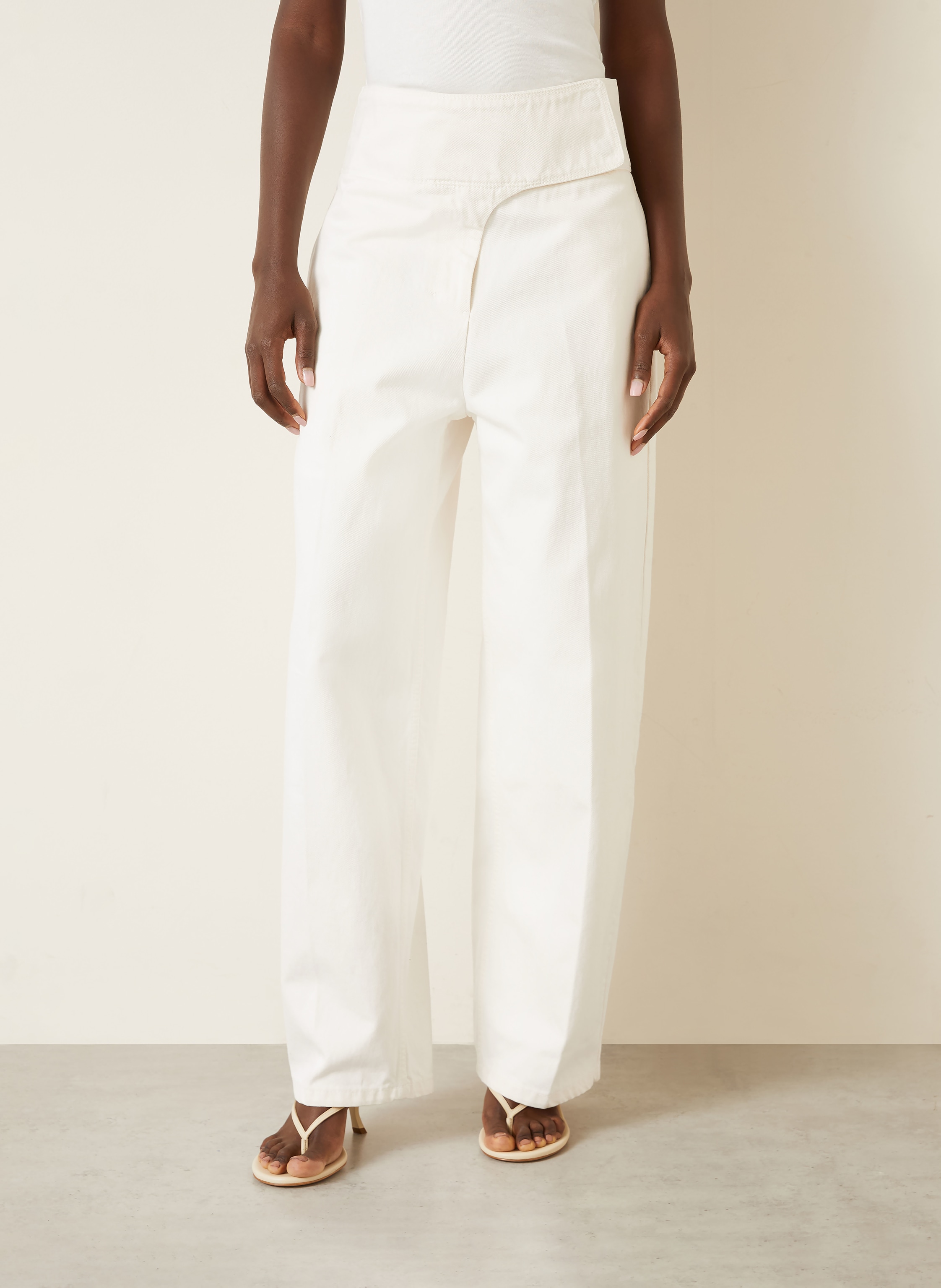 Thumbnail - Ami Paris Wide Leg Jeans weiss