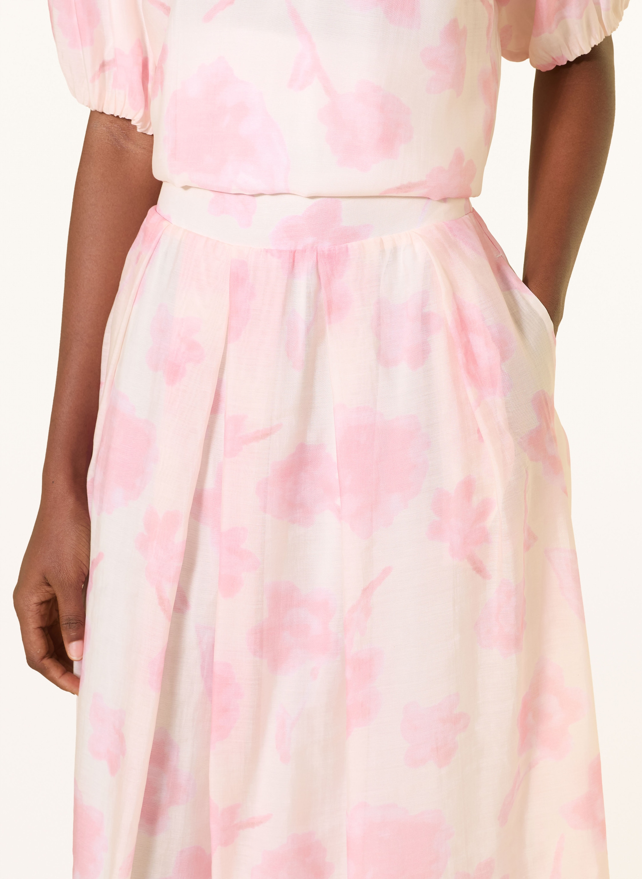 Thumbnail - More & More Rock weiss