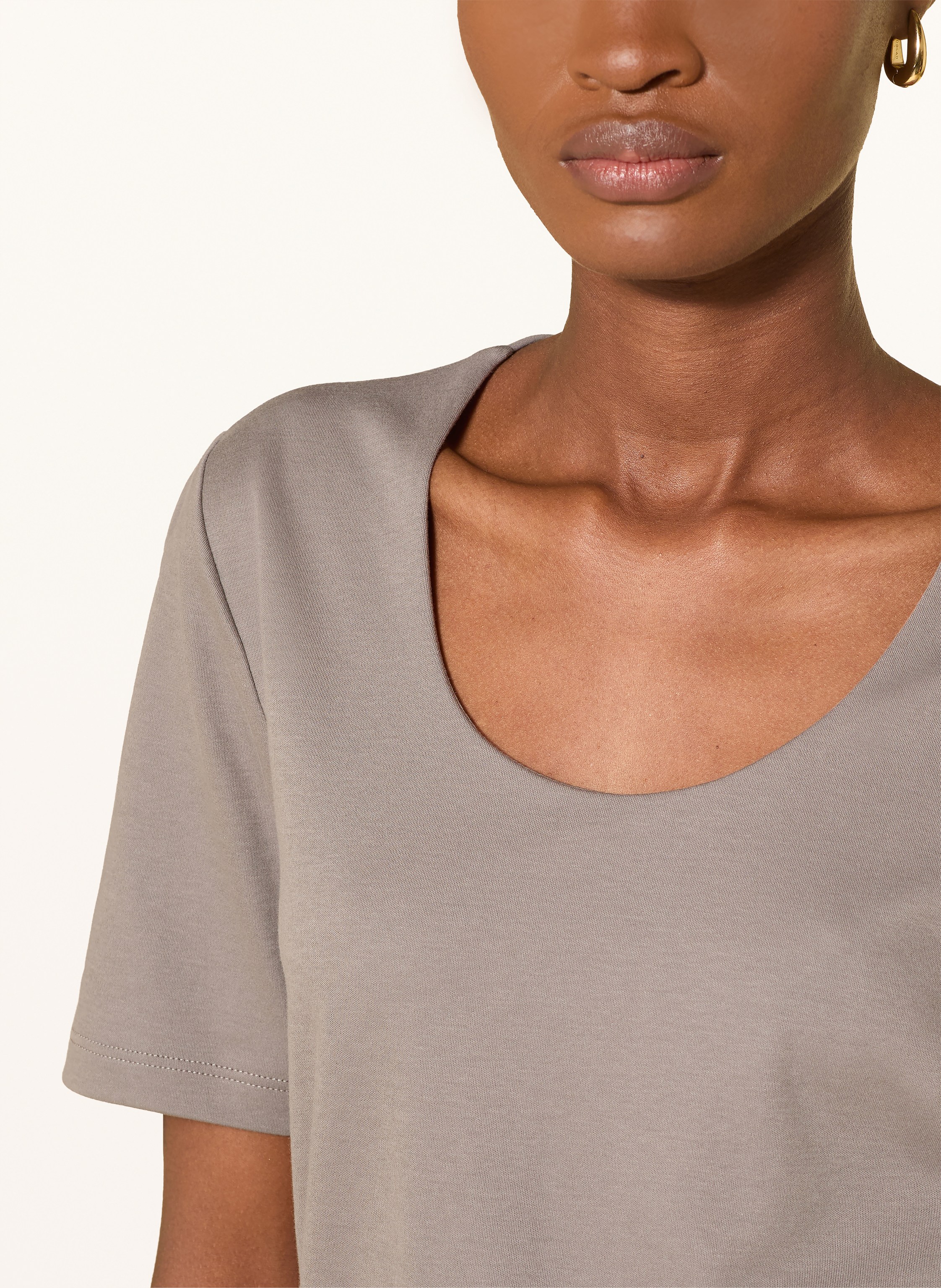 Thumbnail - Efixelle T-Shirt beige