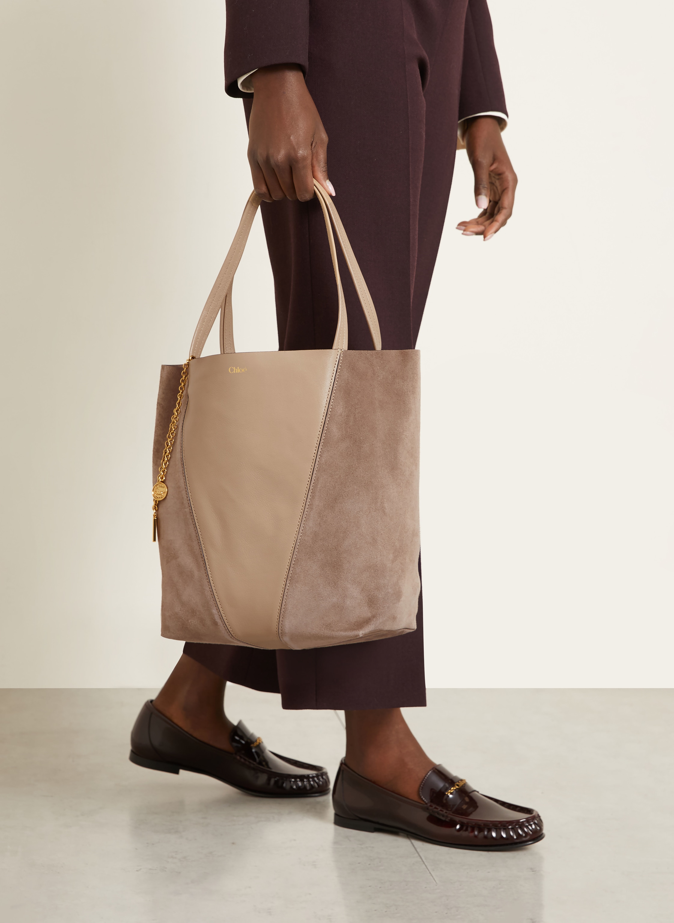 Thumbnail - Chloé Schultertasche Spin braun