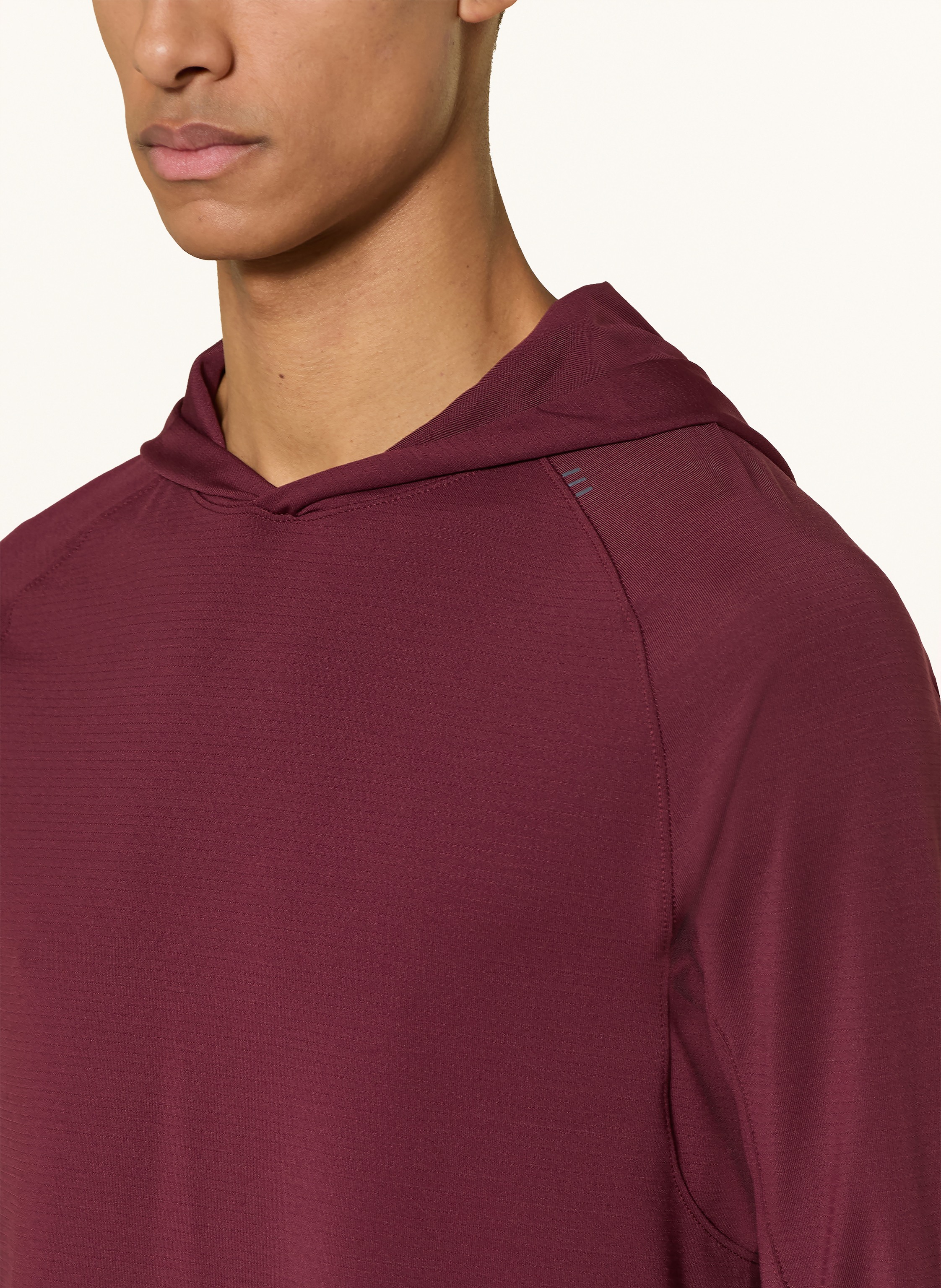 Thumbnail - Lululemon Longsleeve License To Train rot