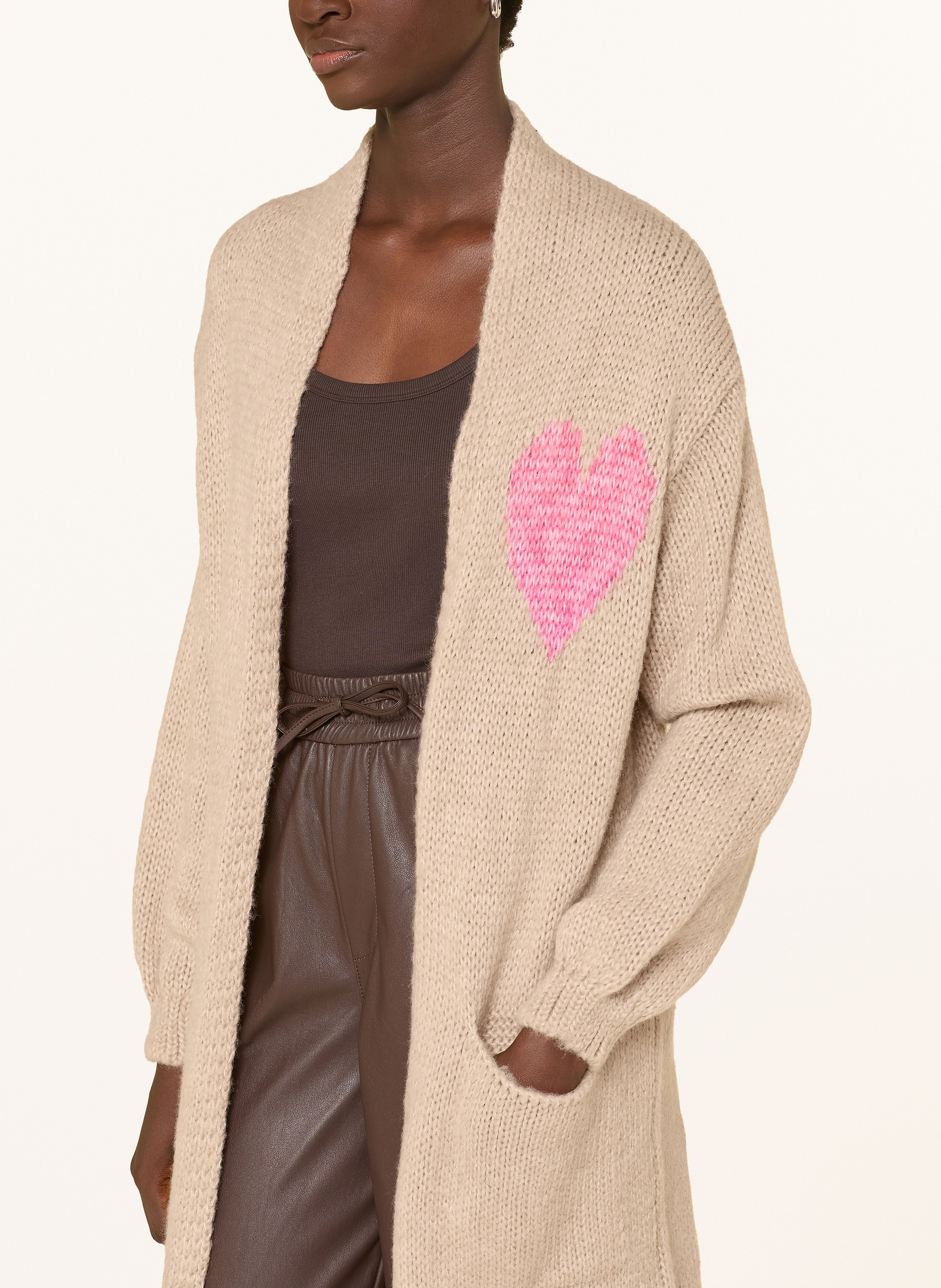 Thumbnail - Miss Goodlife Strickhülle Mit Alpaka beige