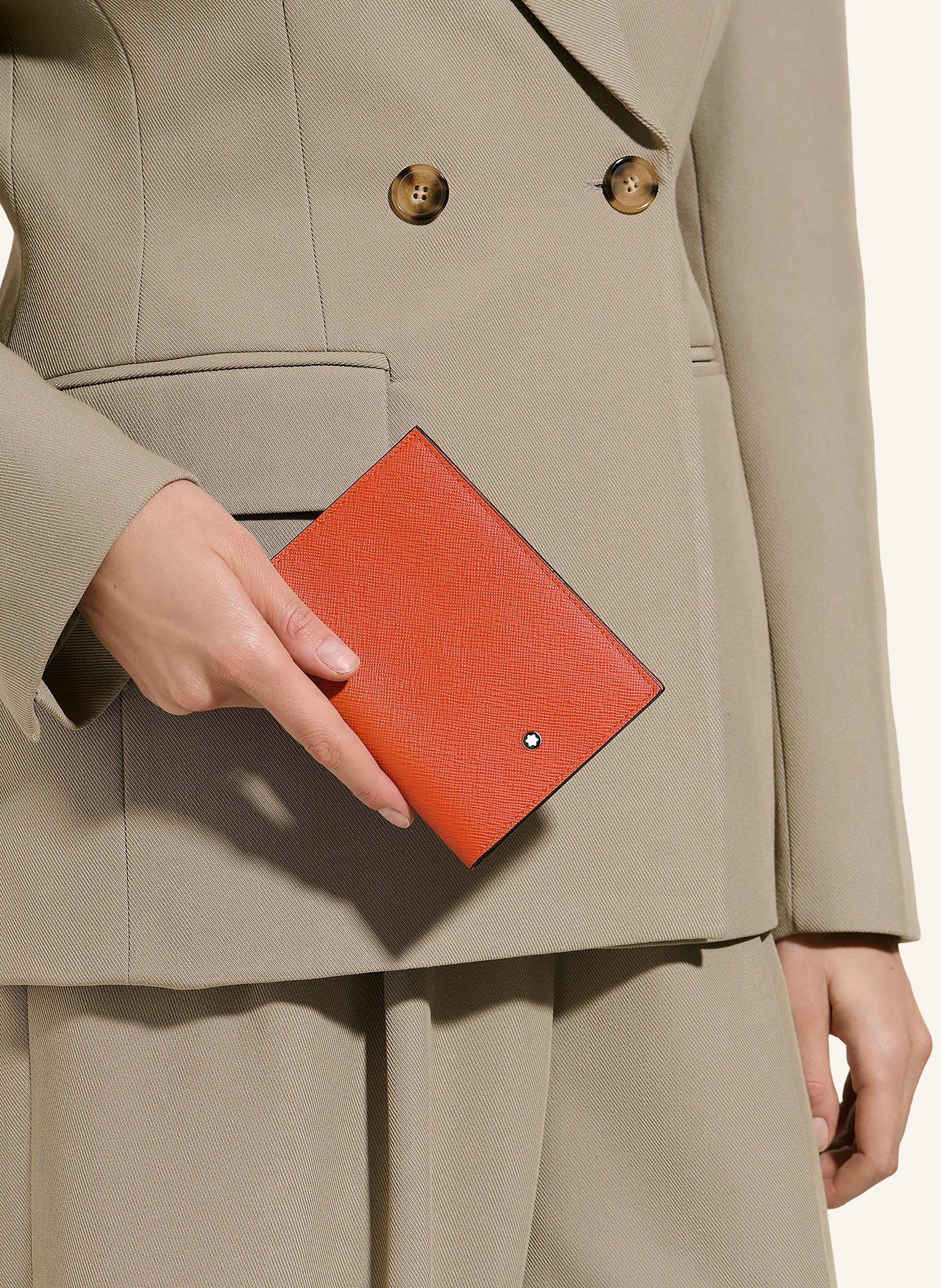 Thumbnail - Montblanc Reisepass-Etui Sartorial orange