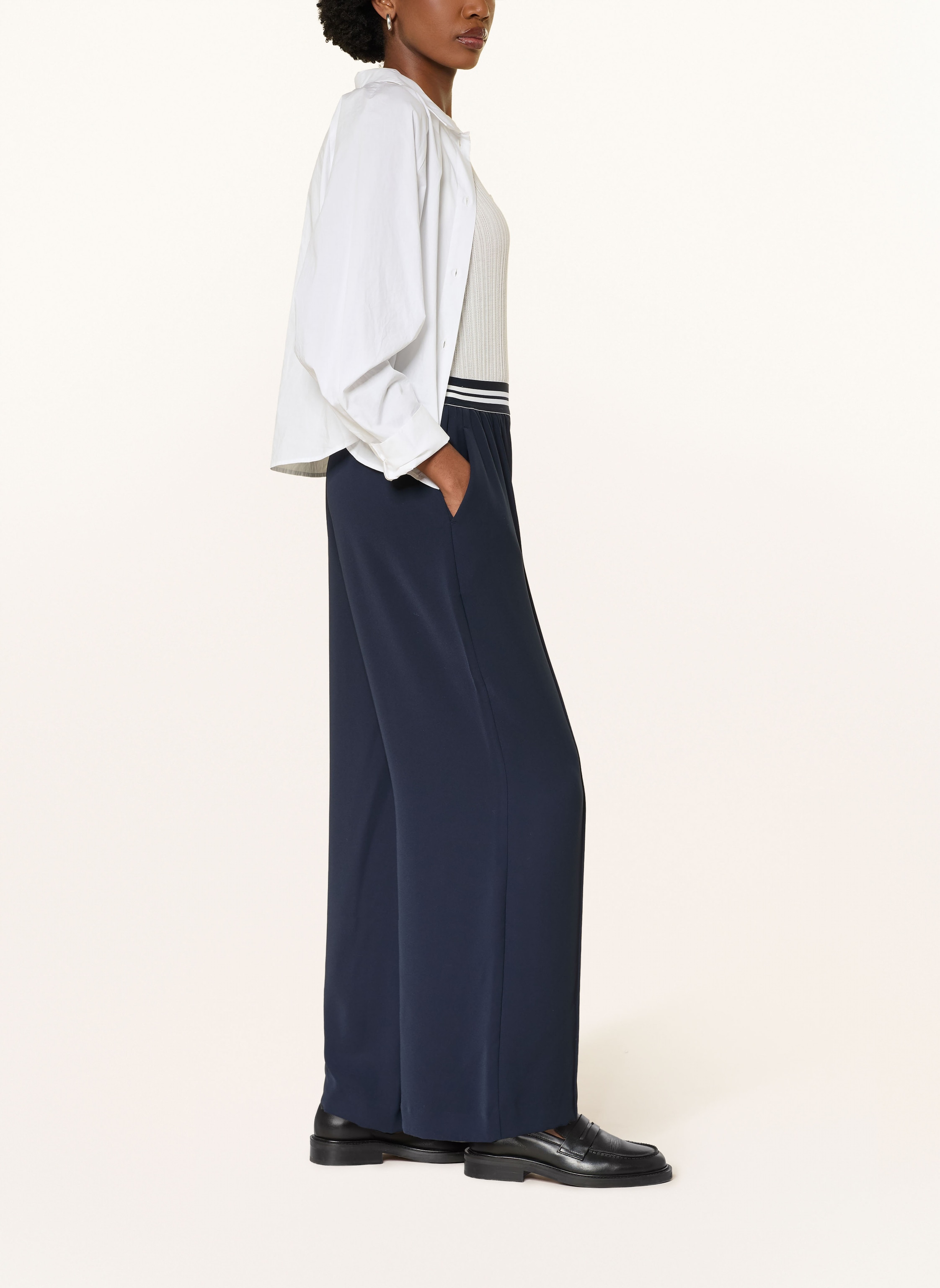 Thumbnail - Reiss Marlenehose Sonnie blau