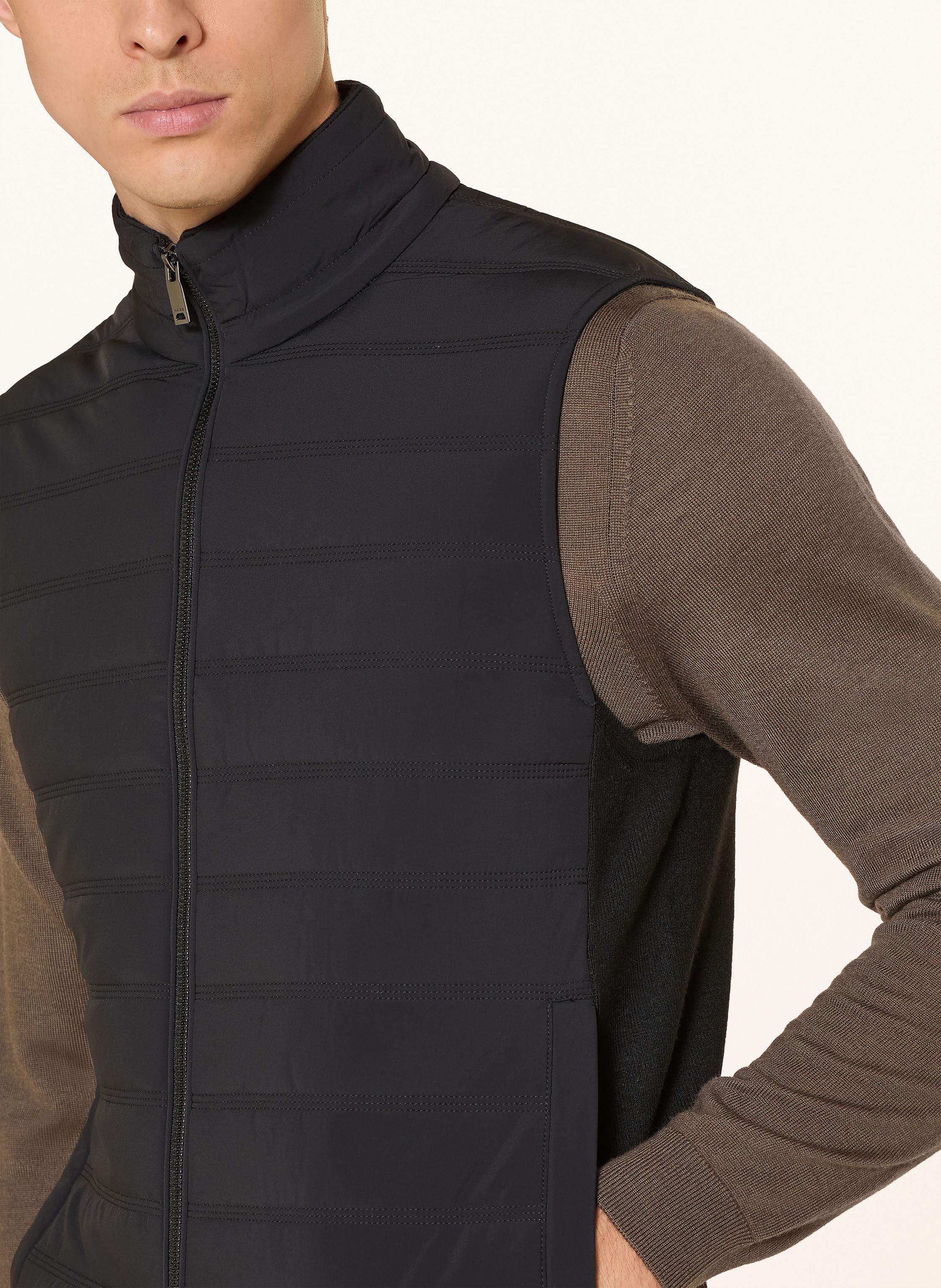 Thumbnail - Reiss Steppweste Newford Im Materialmix schwarz