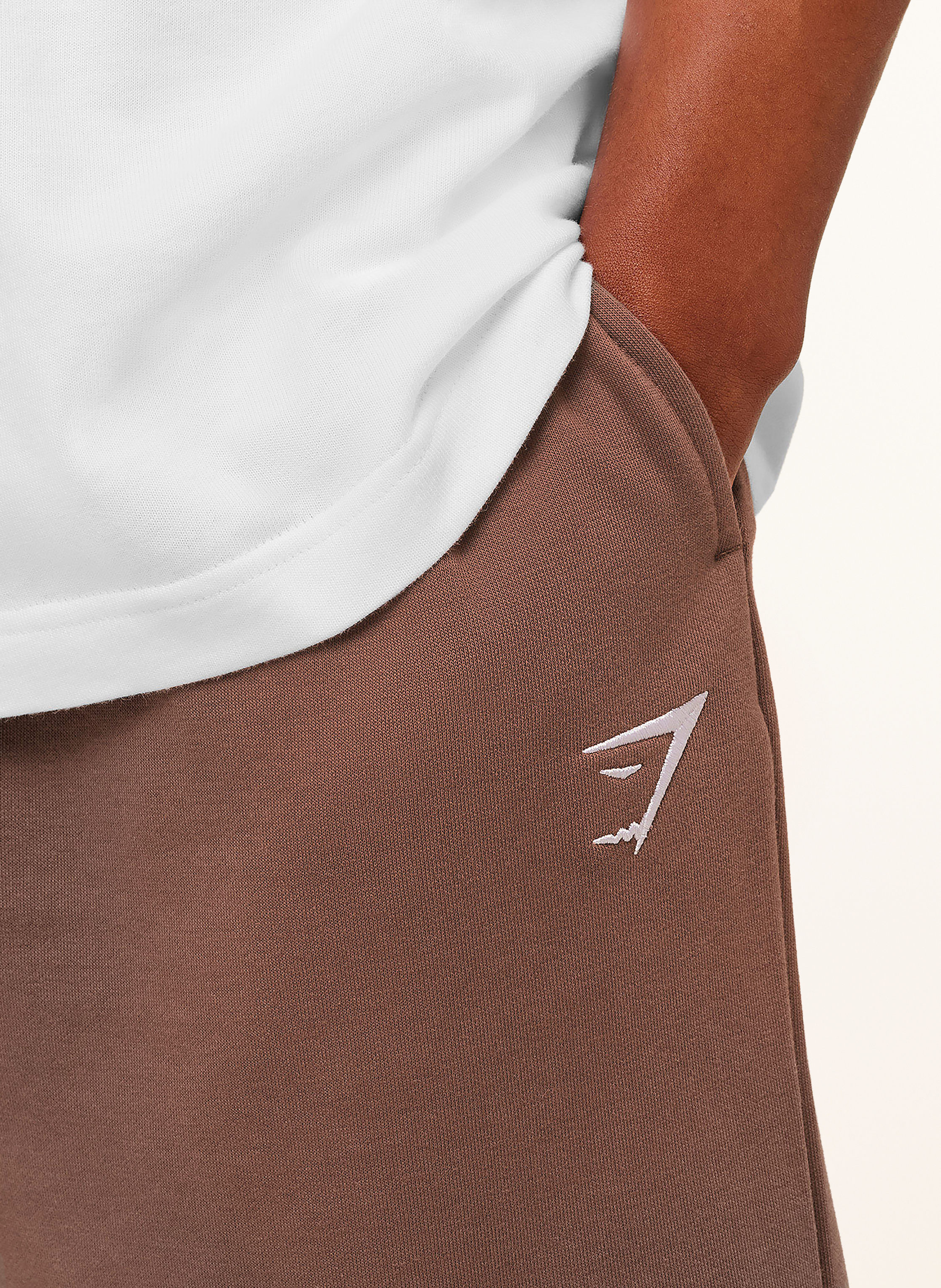 Thumbnail - Gymshark Sweatpants Crest braun