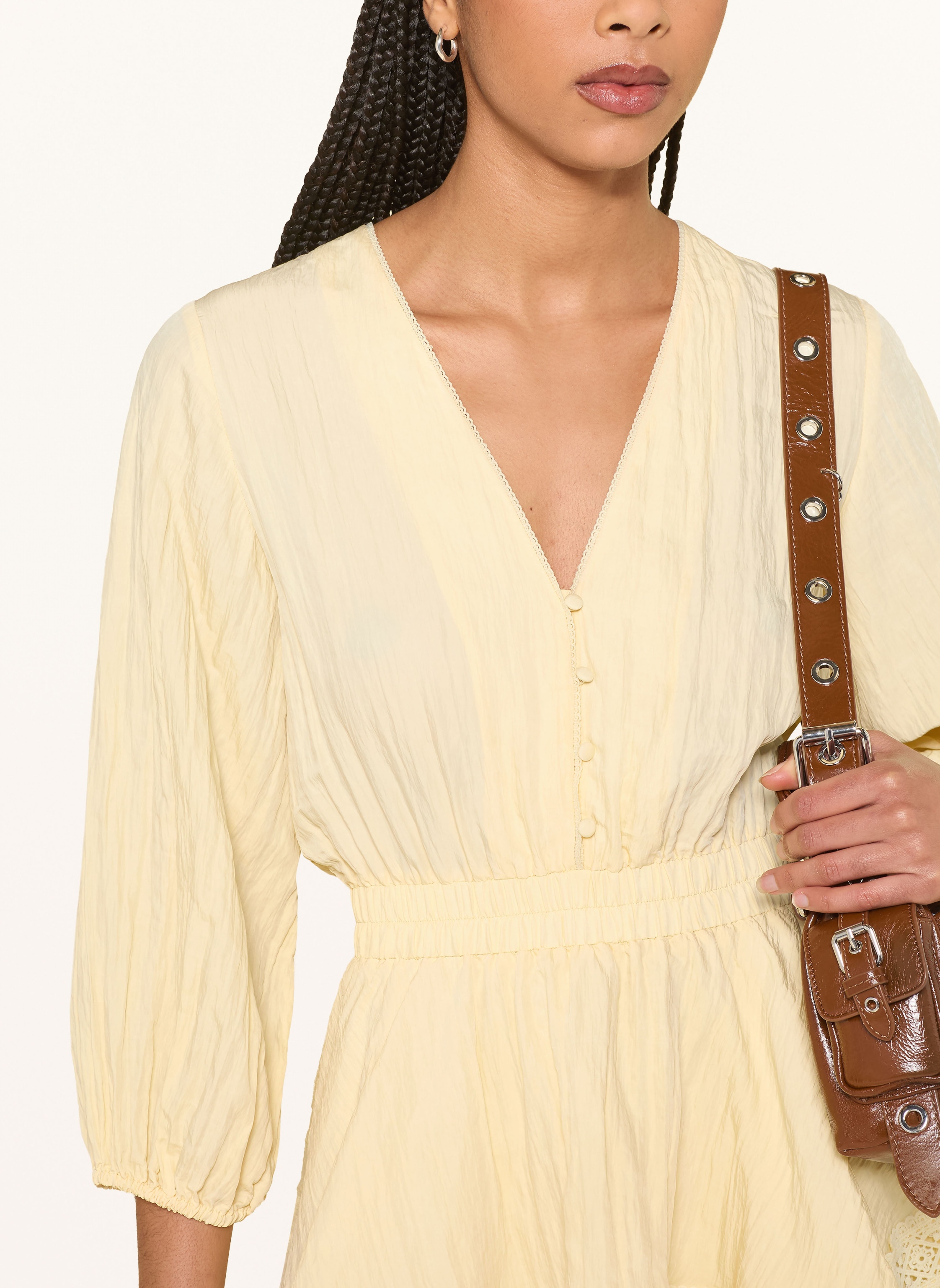 Thumbnail - Maje Kleid Mit 3/4-Arm Und Spitze gelb