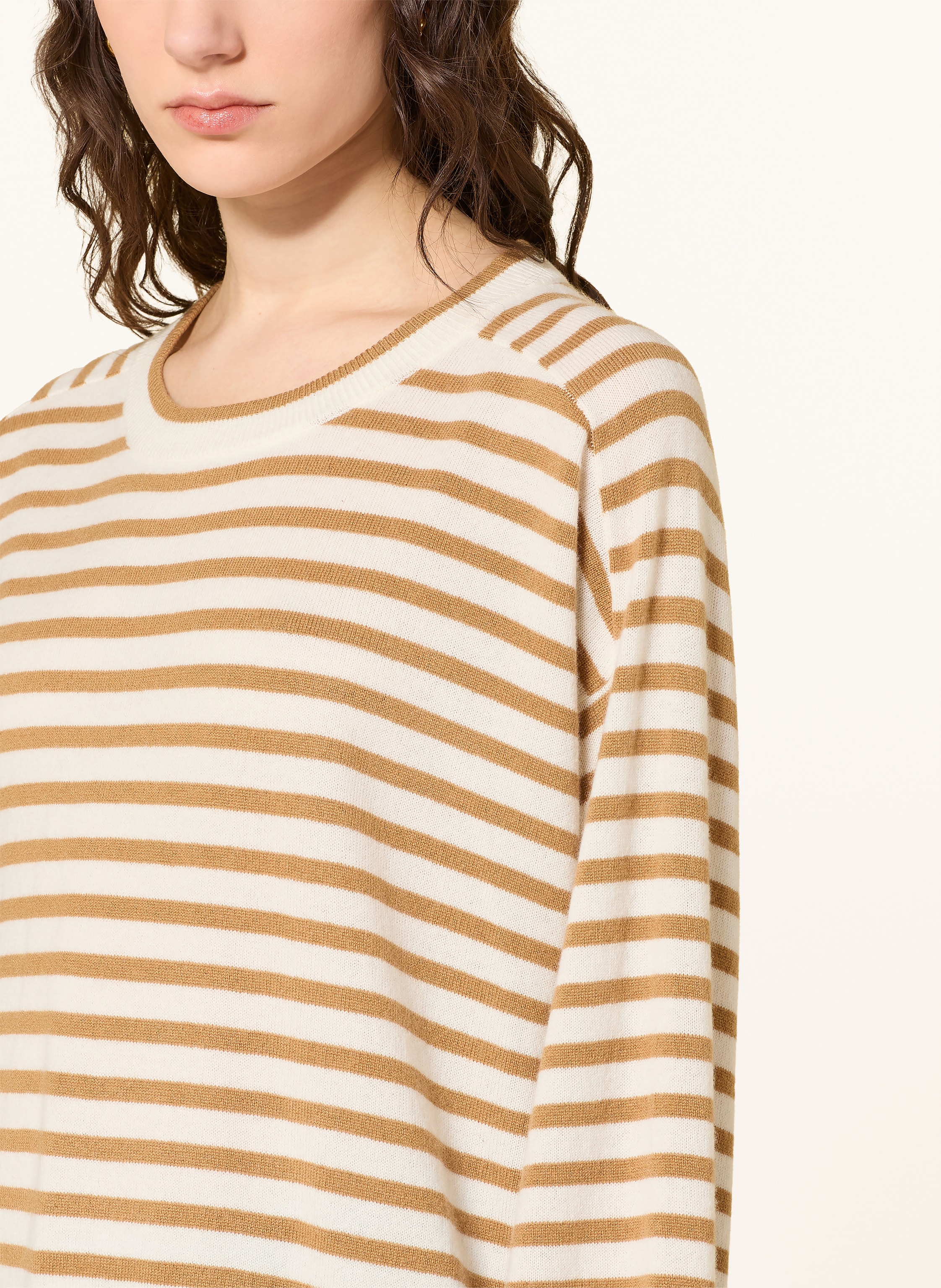 Thumbnail - Closed Pullover braun