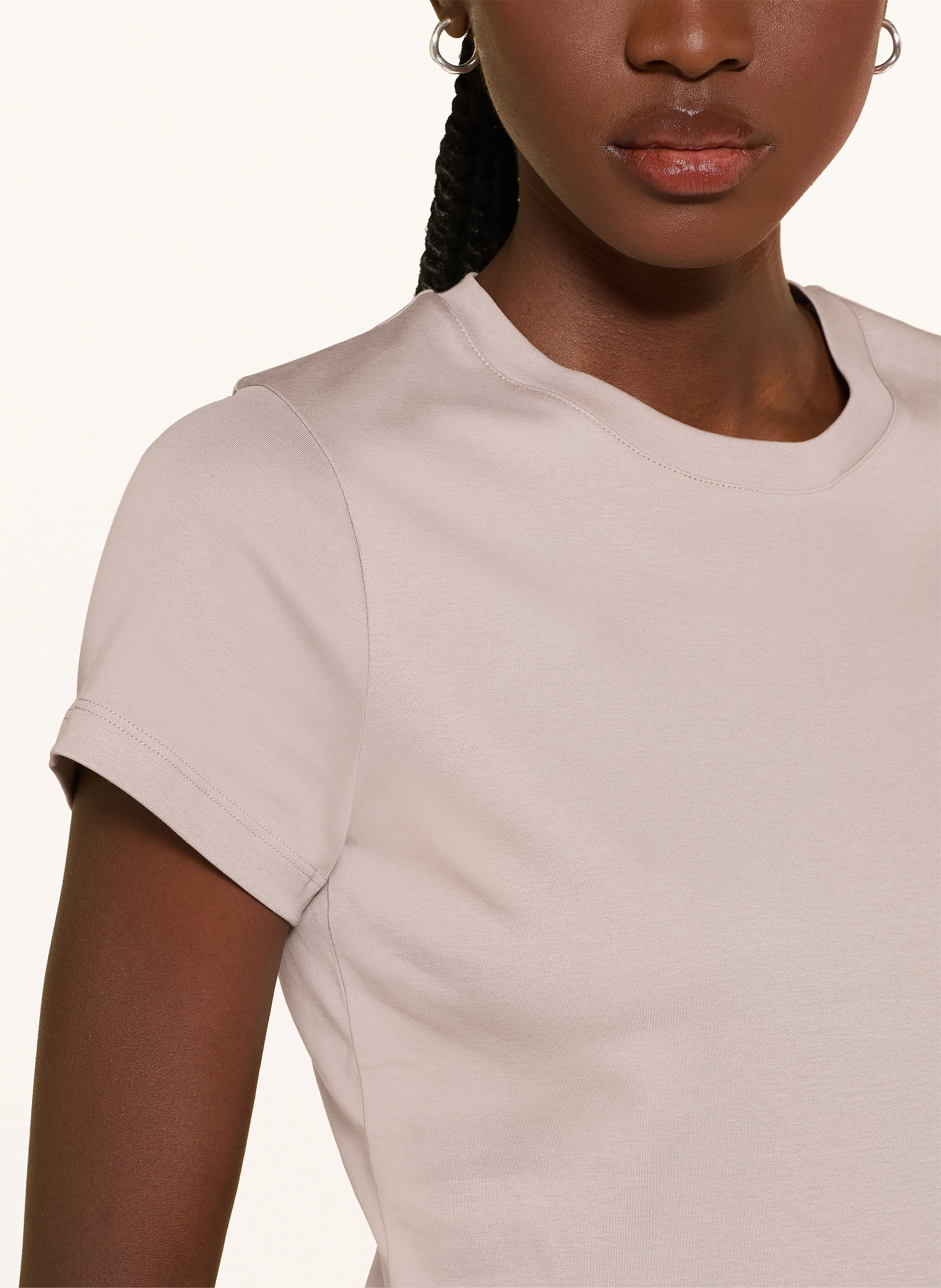 Thumbnail - Windsor. T-Shirt beige