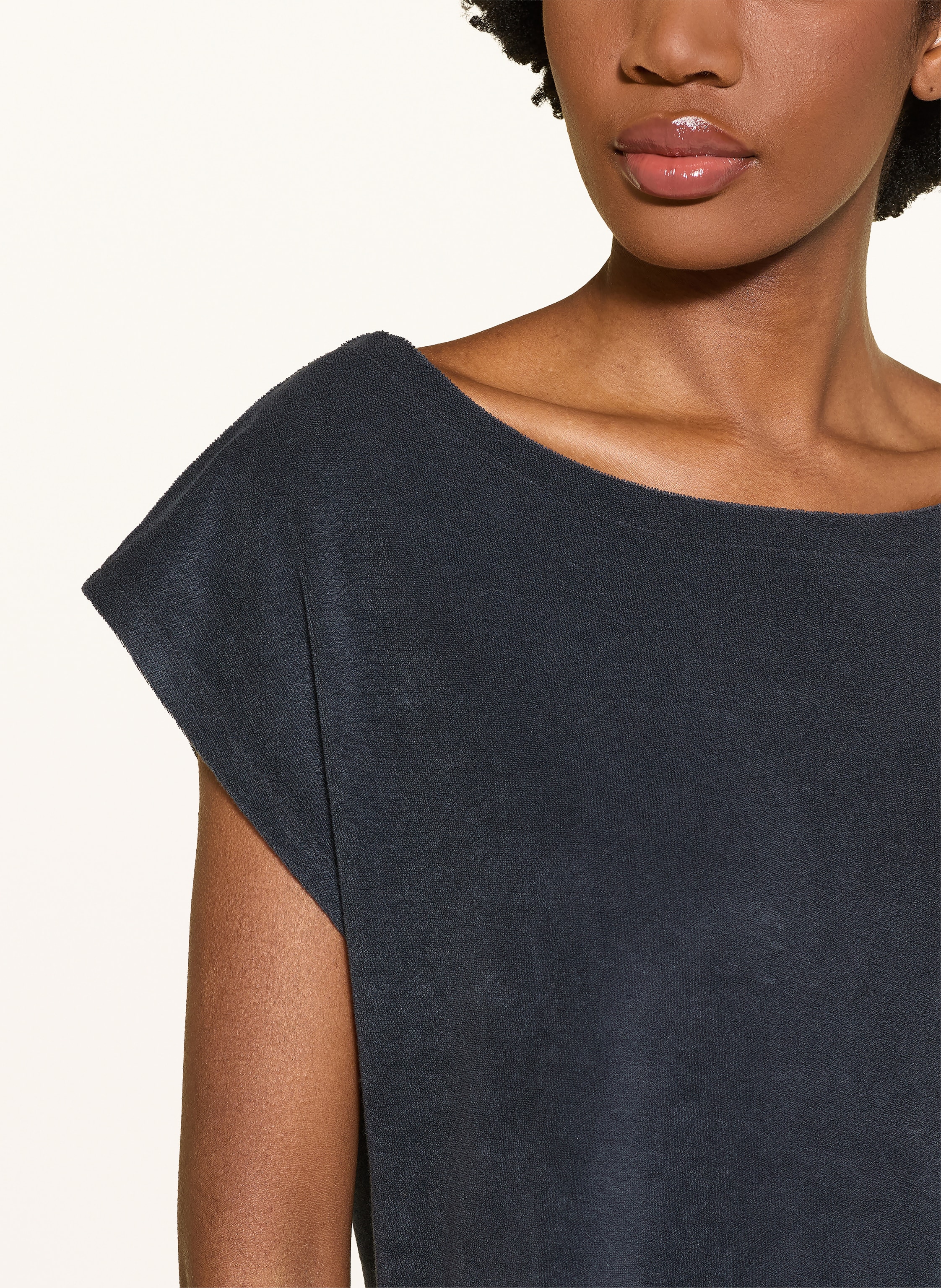 Thumbnail - Juvia T-Shirt Kimberly blau