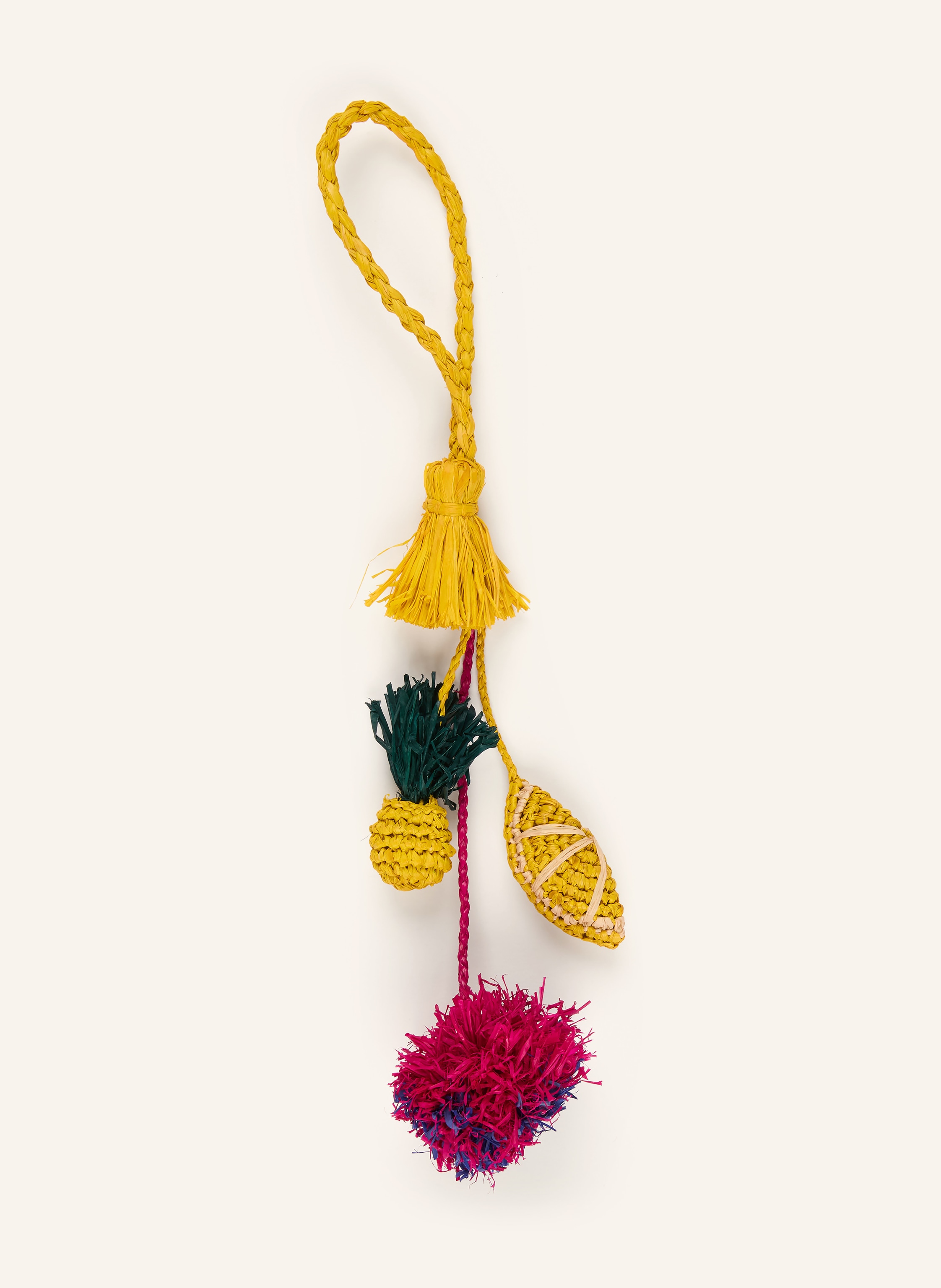 Ibeliv Aus Bast. Mit vier geflochtenen Anhängern. Loop zum Aufhängen. Handgemacht in gelb / pink / dunkelgrün