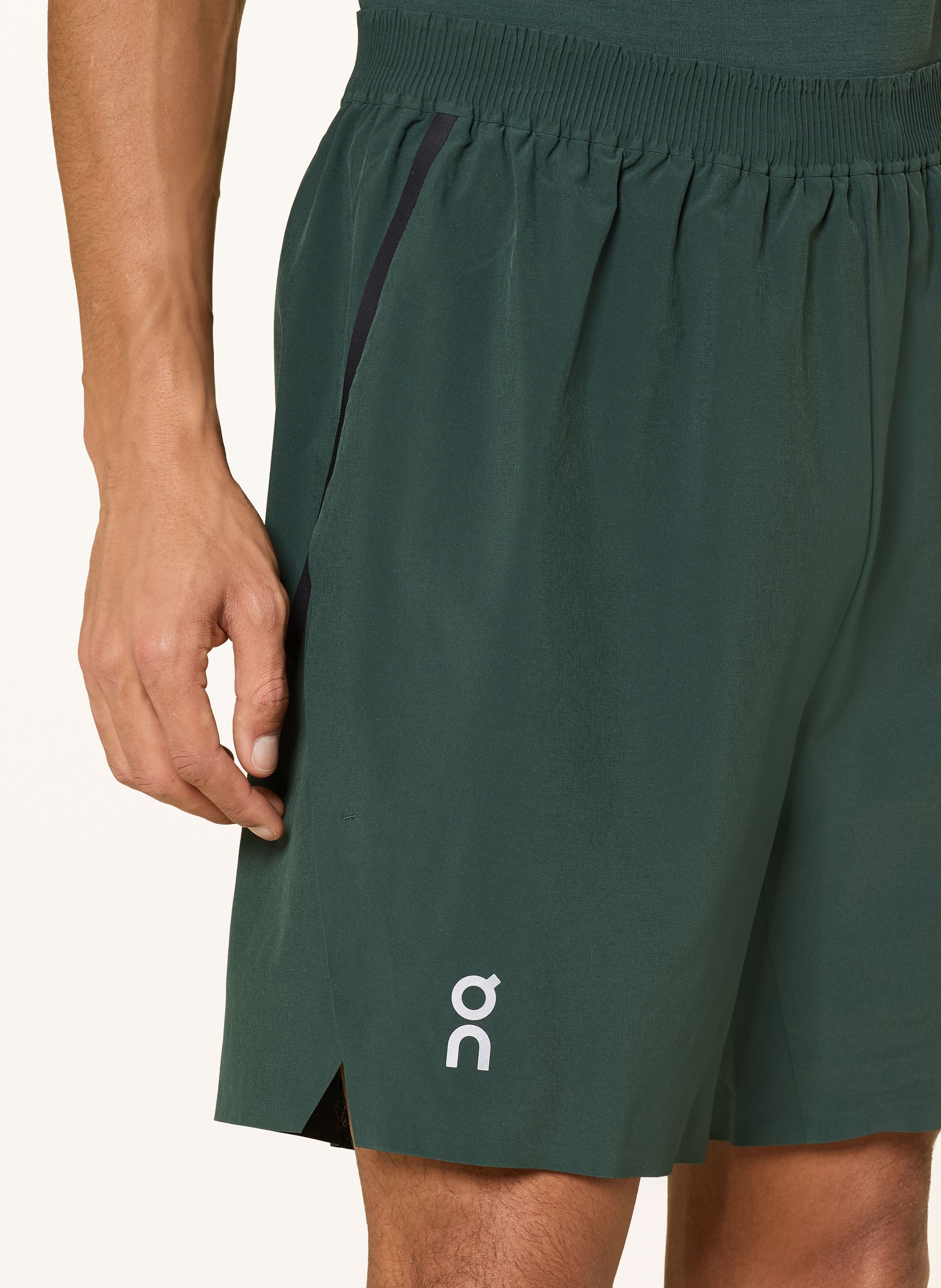 Thumbnail - On 2-In-1-Trainingsshorts Train gruen